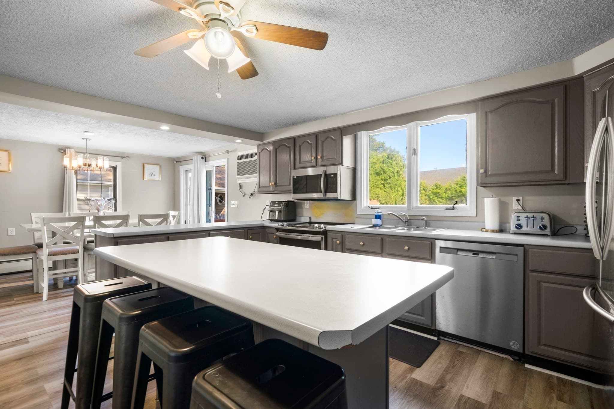 Single Family Residence at 57 Ruskin St, Chicopee MA 01020, Chicopee, photo 17 of 27