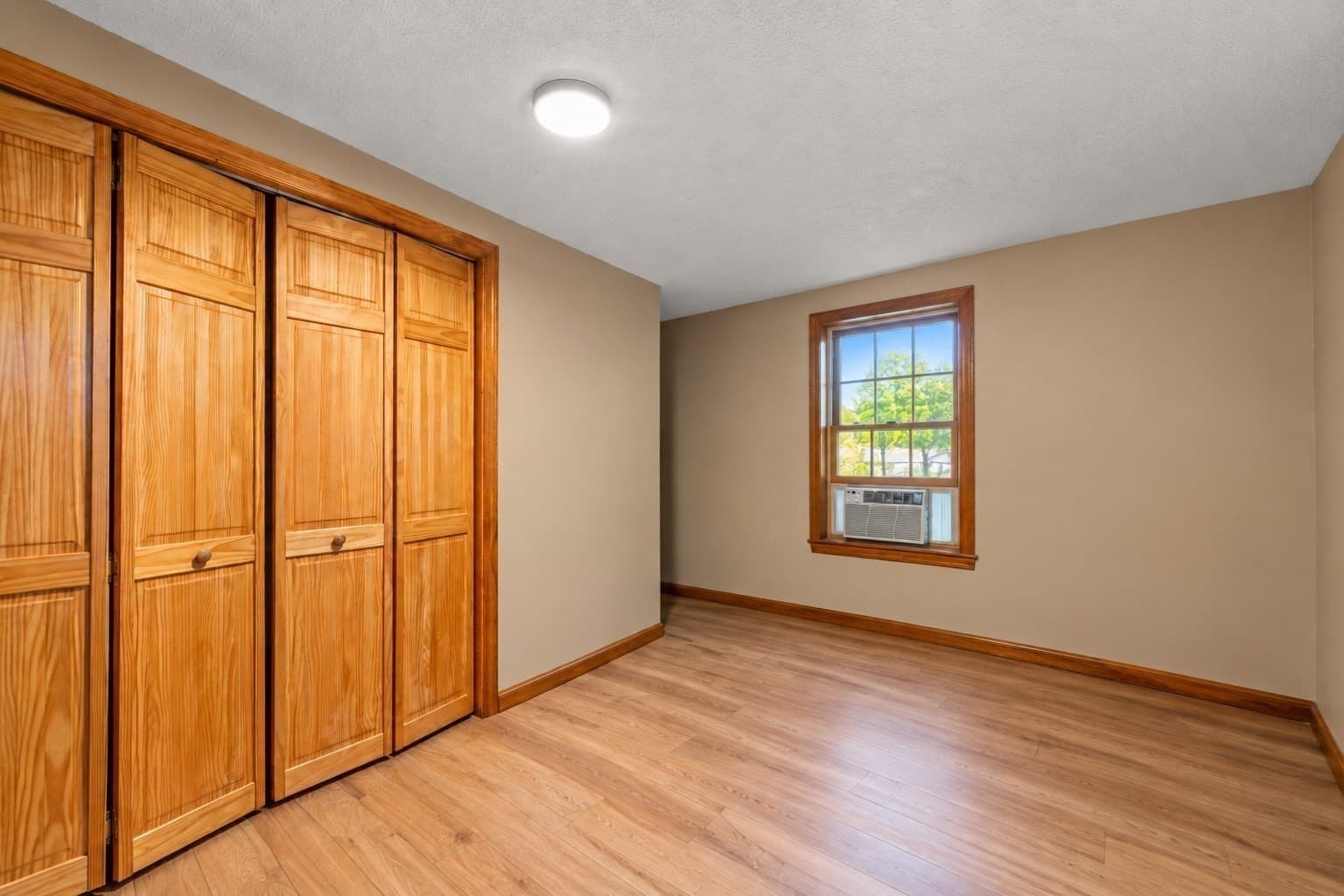 Single Family Residence at 57 Ruskin St, Chicopee MA 01020, Chicopee, photo 11 of 27