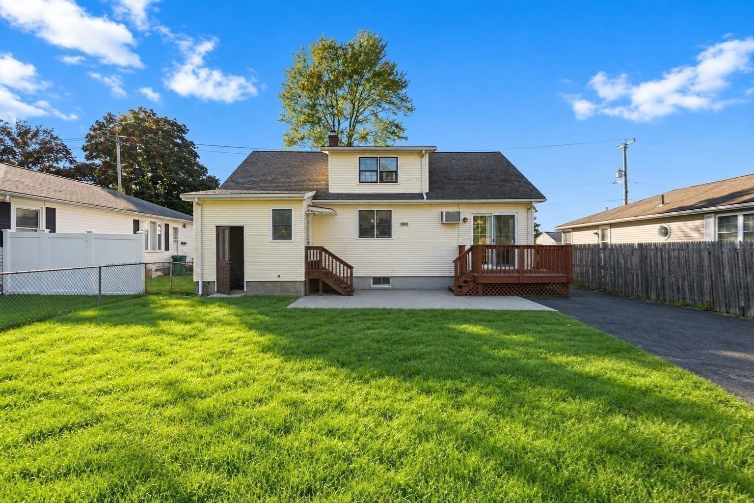 Single Family Residence at 57 Ruskin St, Chicopee MA 01020, Chicopee, photo 25 of 27