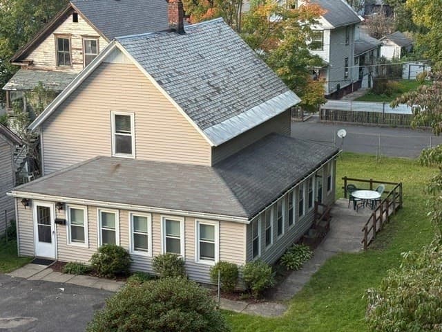 9 Spring St, Montague MA 01376