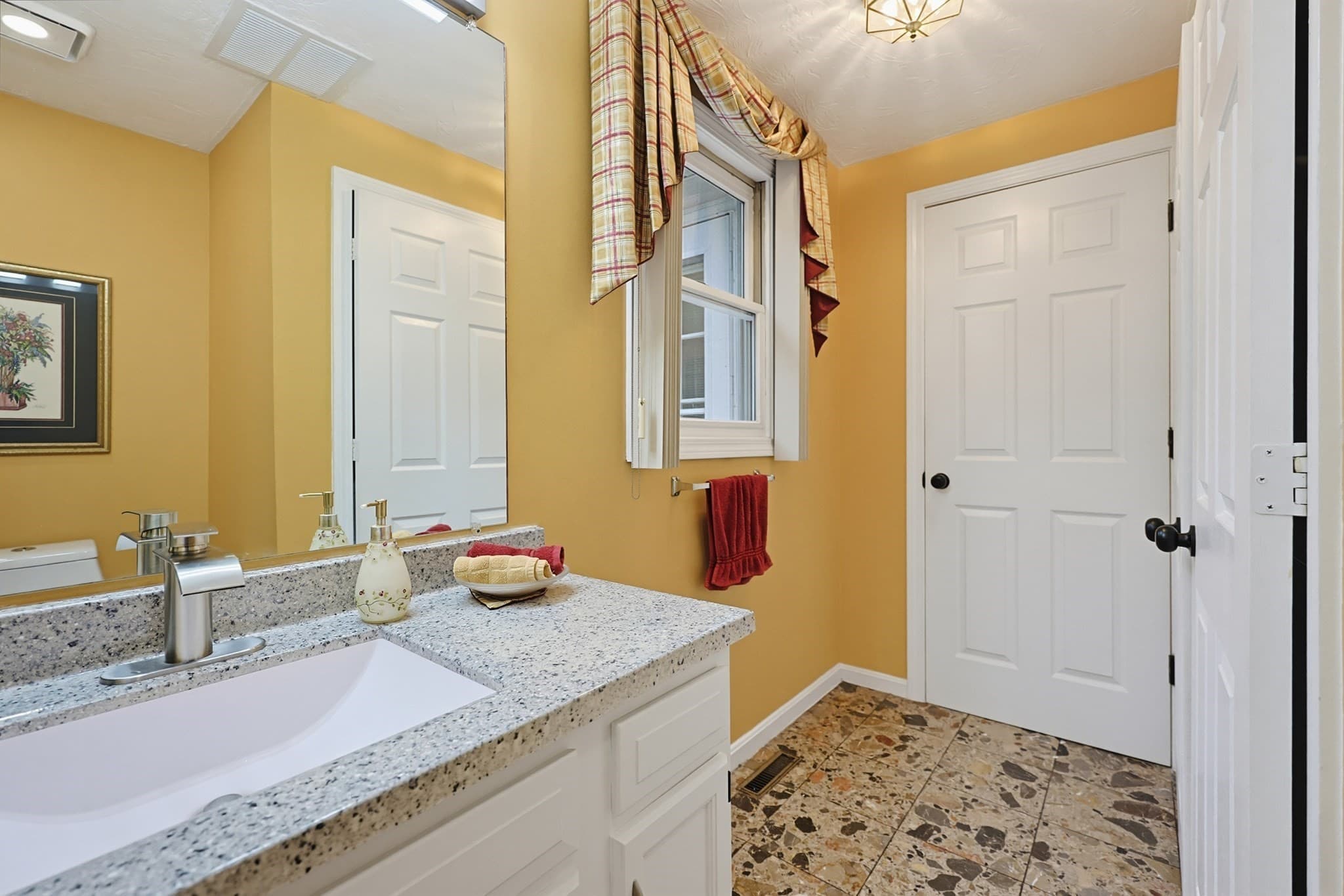 Condominium at 100 Graton Street # A, Millbury MA 01527, Millbury, photo 17 of 40