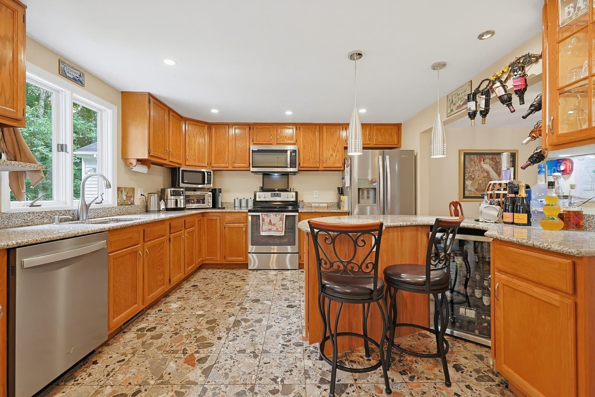 Condominium at 100 Graton Street # A, Millbury MA 01527, Millbury, photo 10 of 40