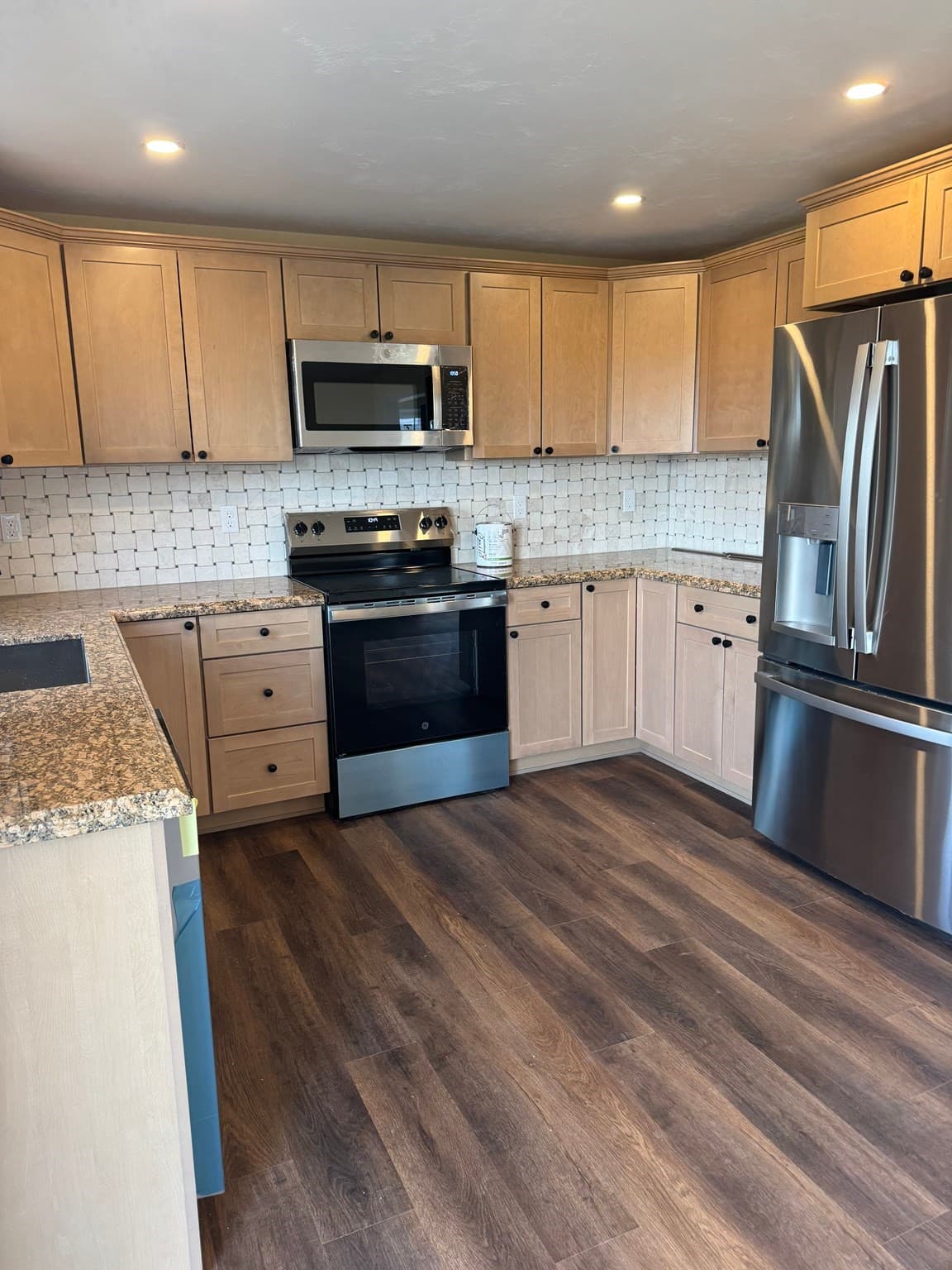Single Family Residence at 16 Snowberry Cir., Worcester MA 01607, Worcester, photo 5 of 8