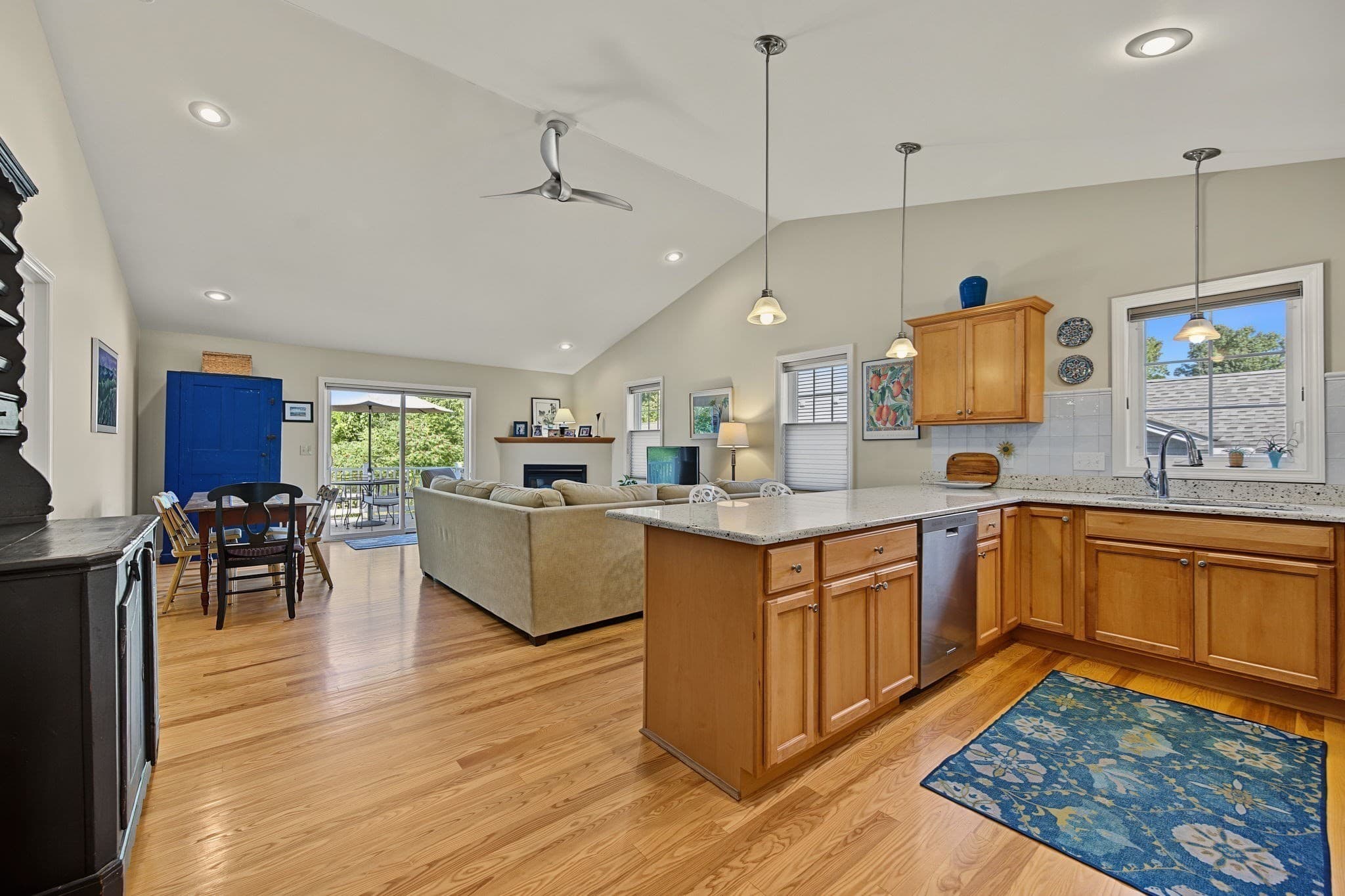 Condominium at 49 Silver Crest Lane # 49, Greenfield MA 01301, Greenfield, photo 2 of 32