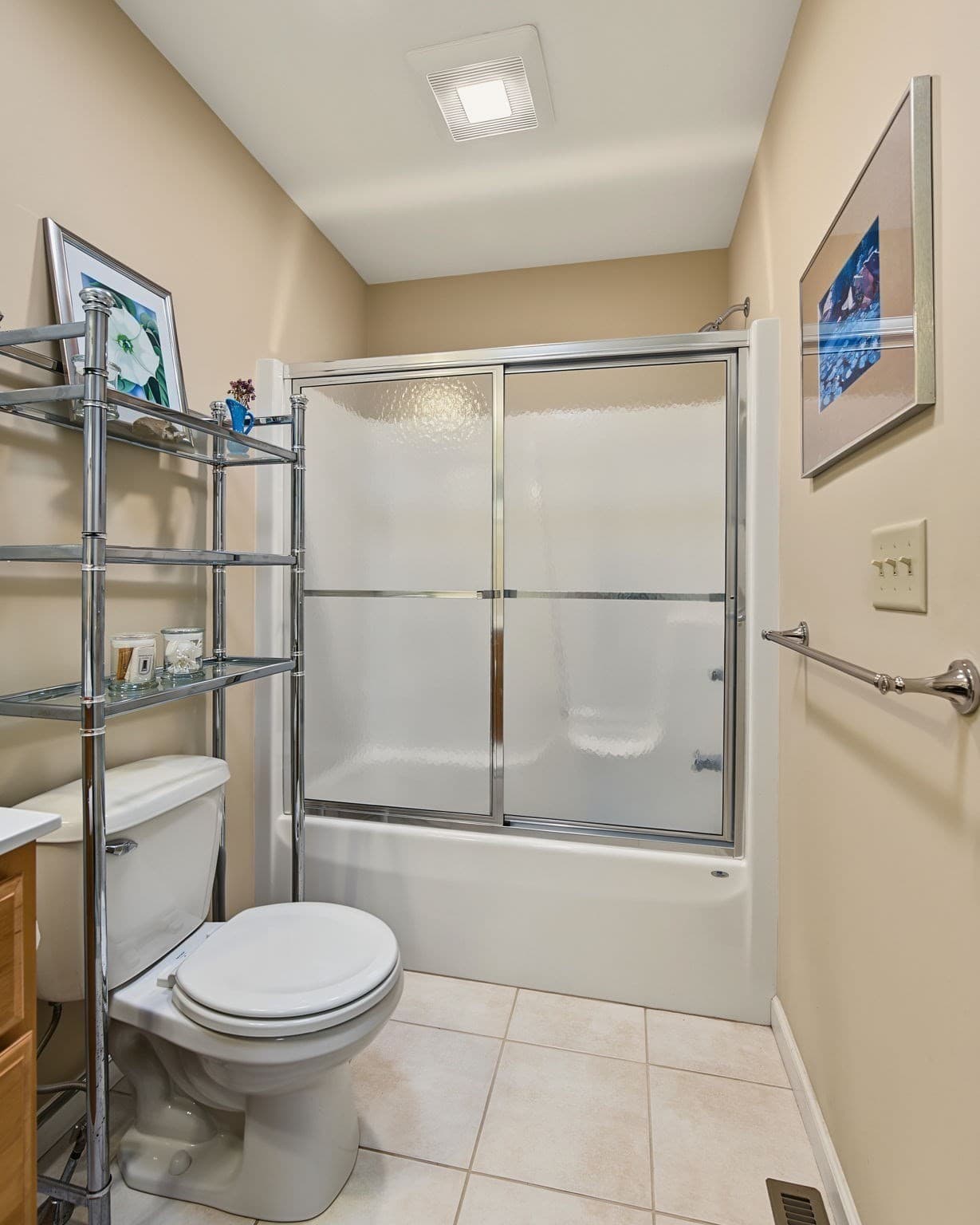 Condominium at 49 Silver Crest Lane # 49, Greenfield MA 01301, Greenfield, photo 22 of 32