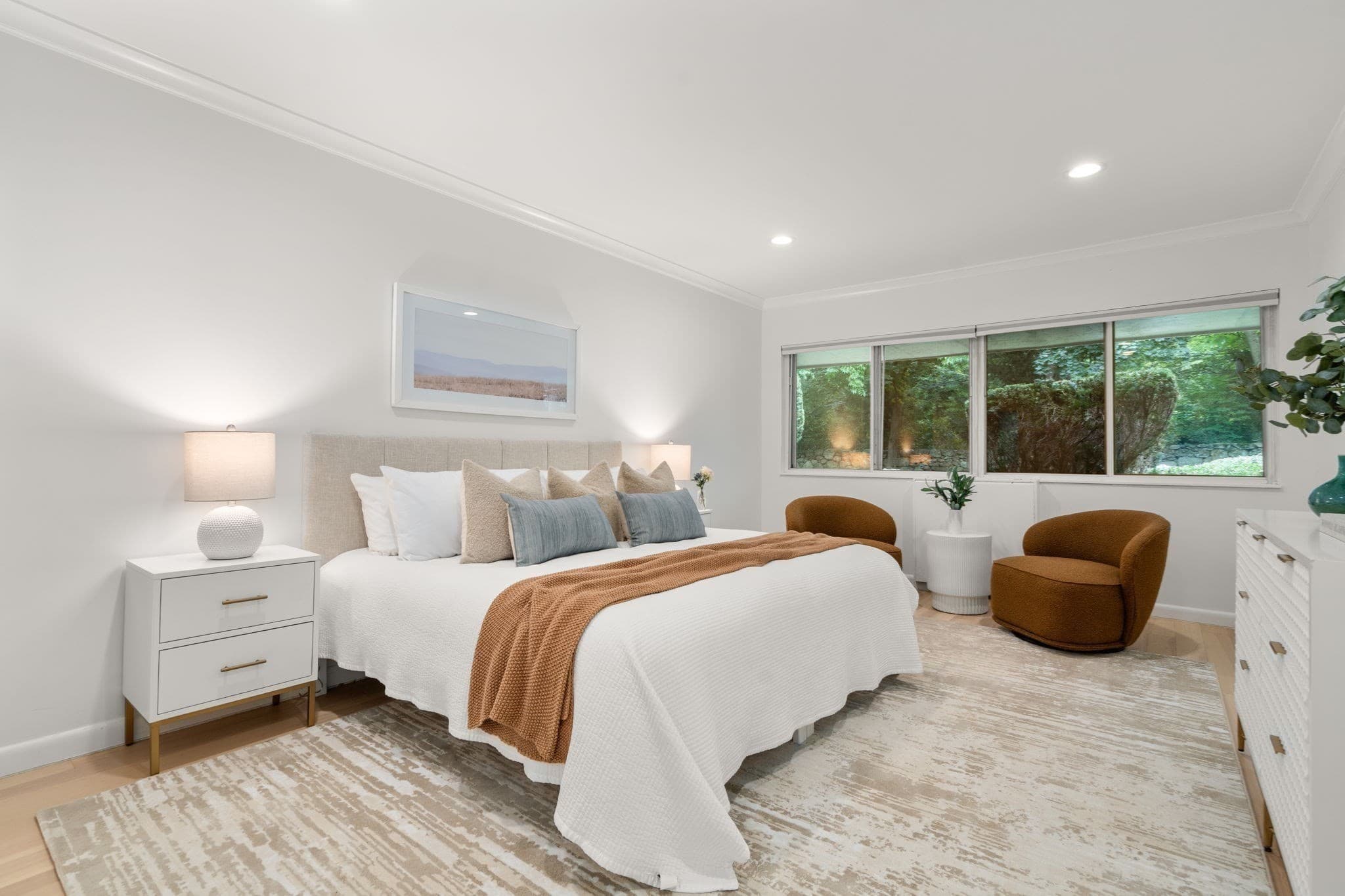 Condominium at 18 Chestnut Pl # 18, Brookline MA 02445, Brookline, photo 13 of 21