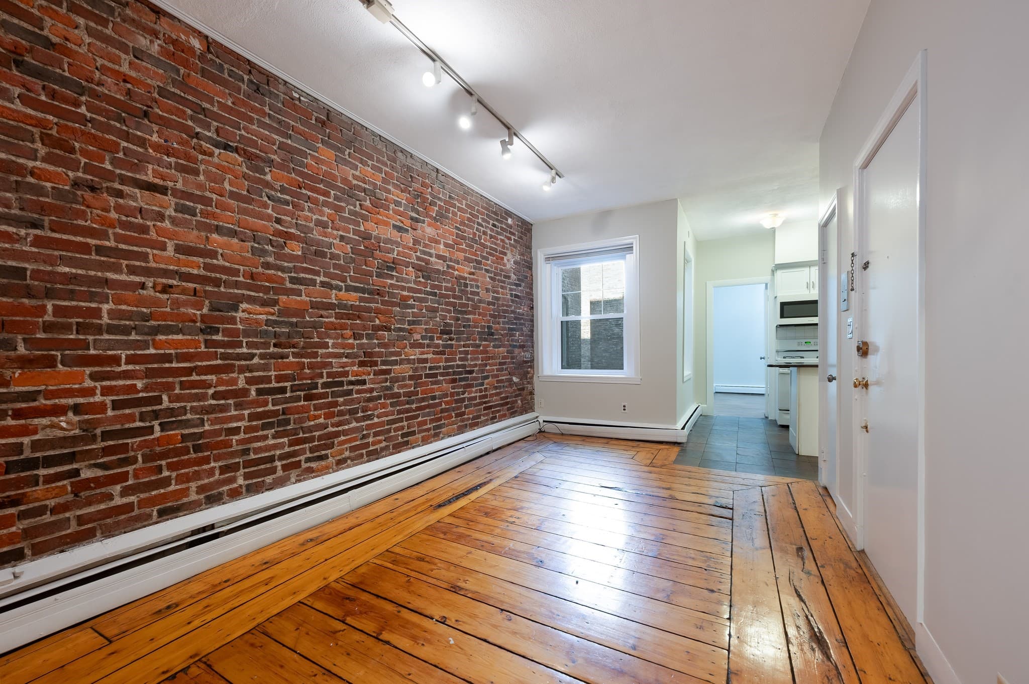 Condominium at 11 Revere St # 1, Boston MA 02114, photo 3 of 17