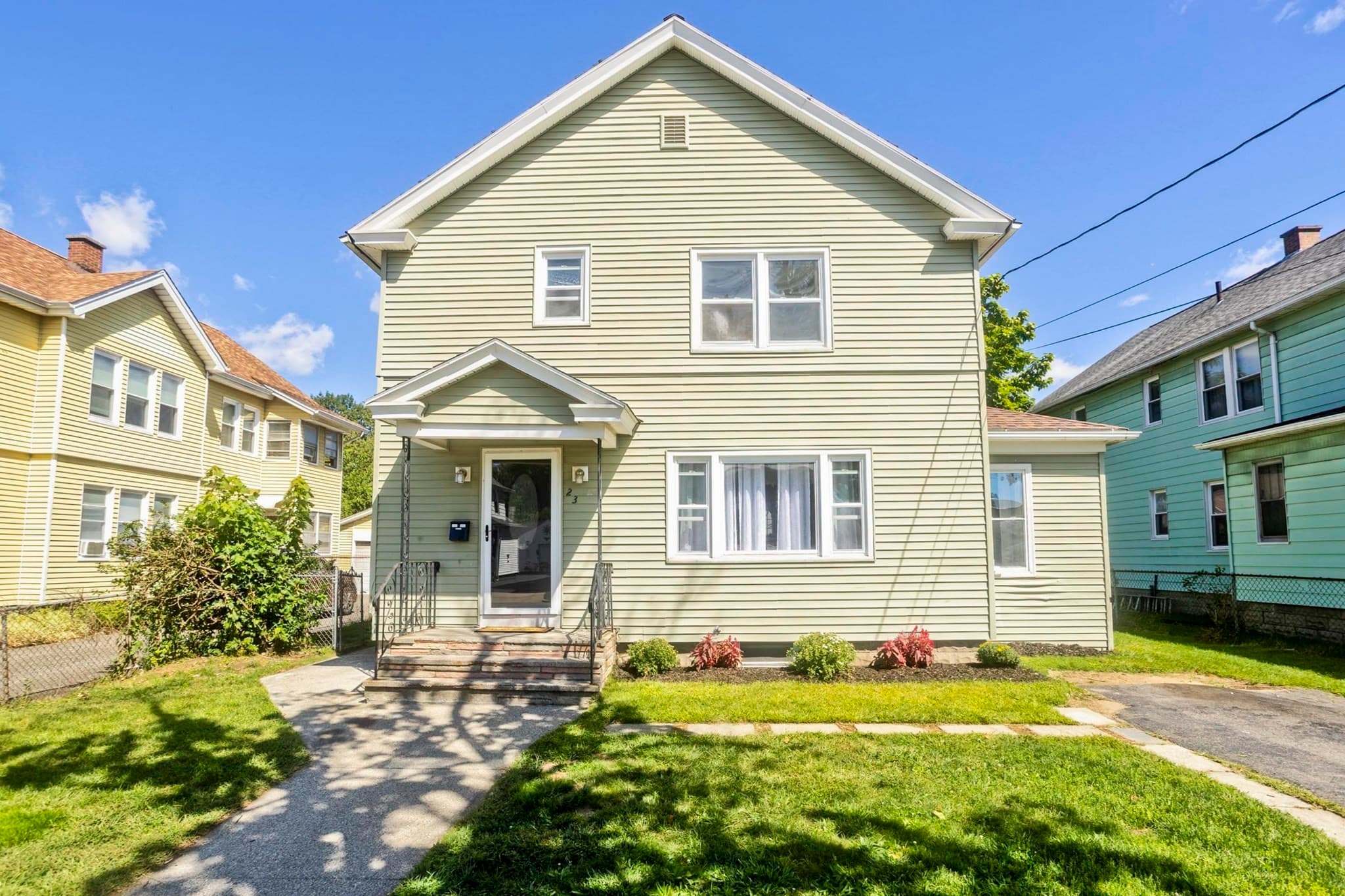 23 Jenness St, Springfield MA 01104