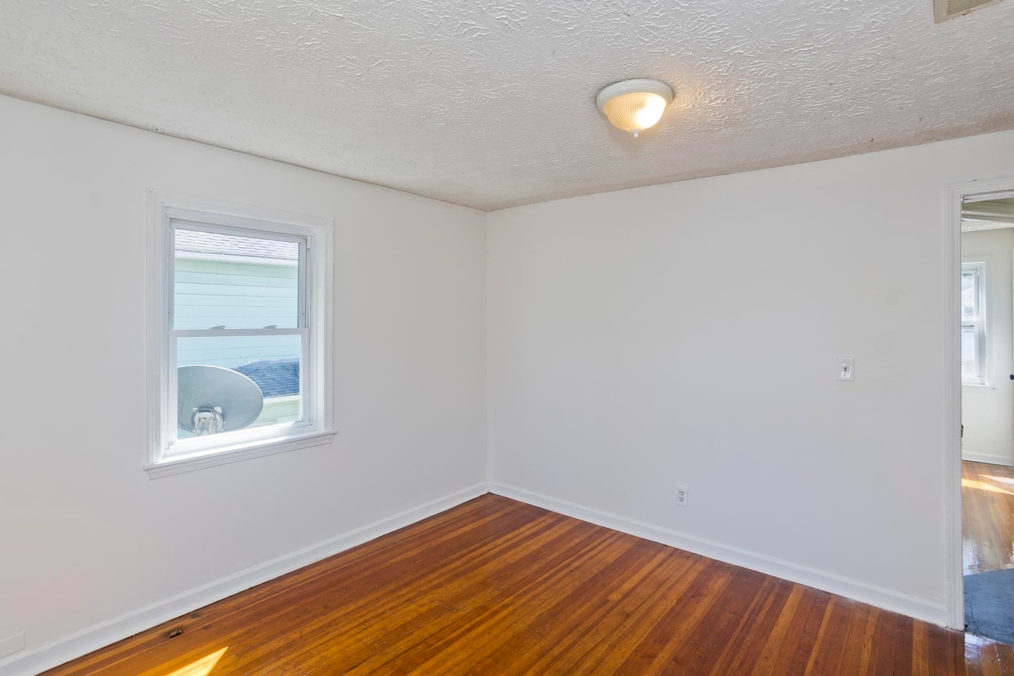 Single Family Residence at 23 Jenness St, Springfield MA 01104, Springfield, photo 20 of 33