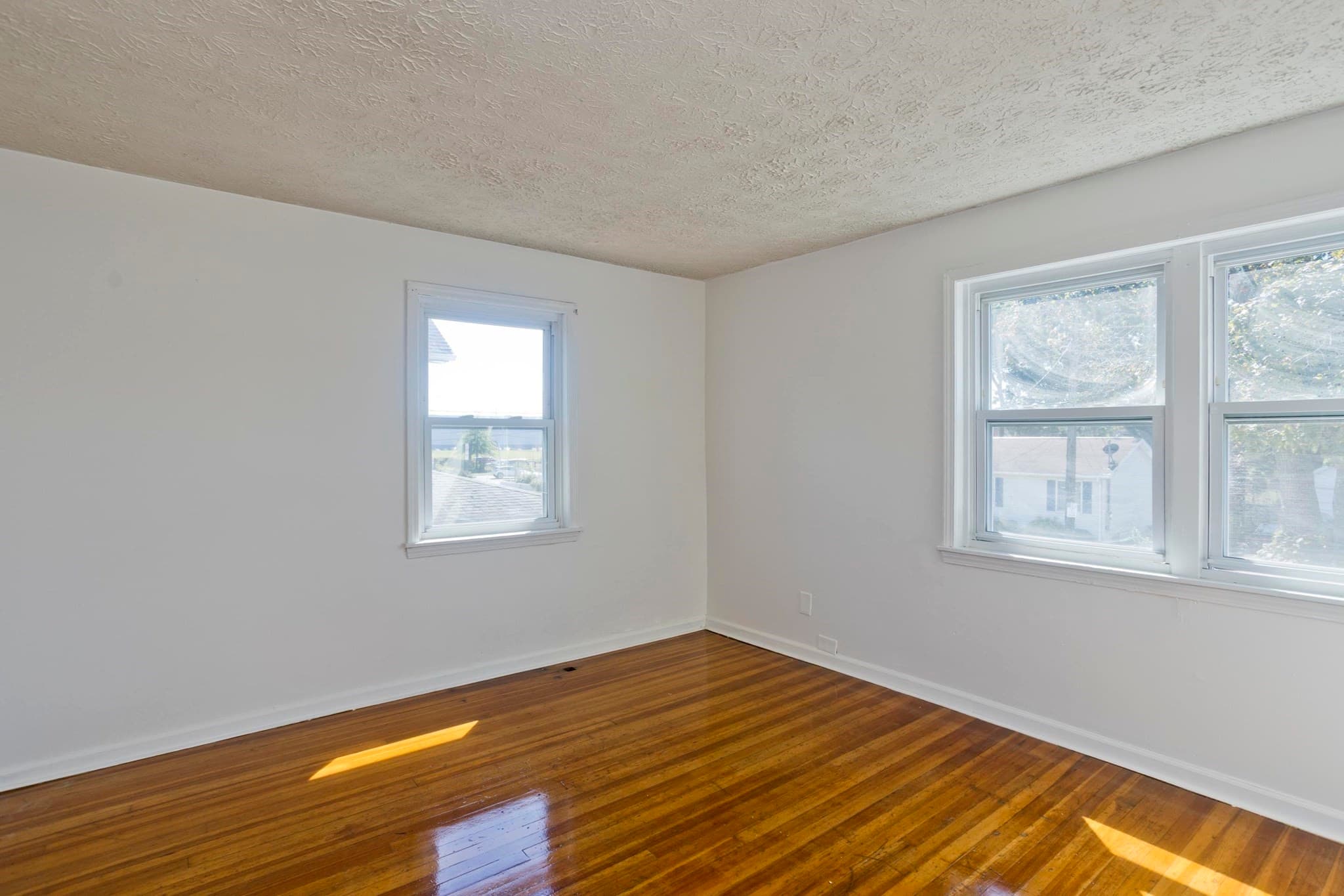 Single Family Residence at 23 Jenness St, Springfield MA 01104, Springfield, photo 19 of 33