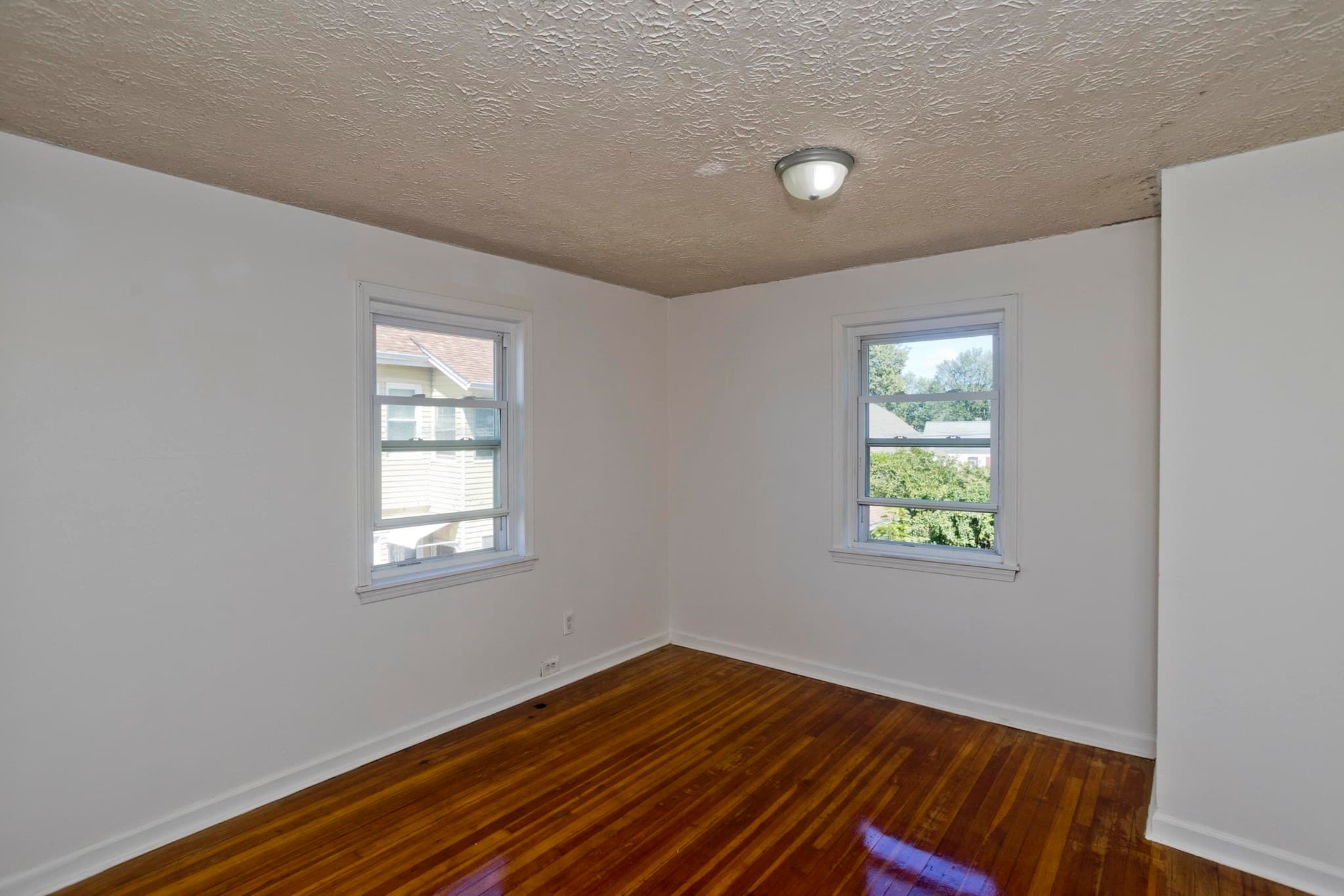 Single Family Residence at 23 Jenness St, Springfield MA 01104, Springfield, photo 21 of 33