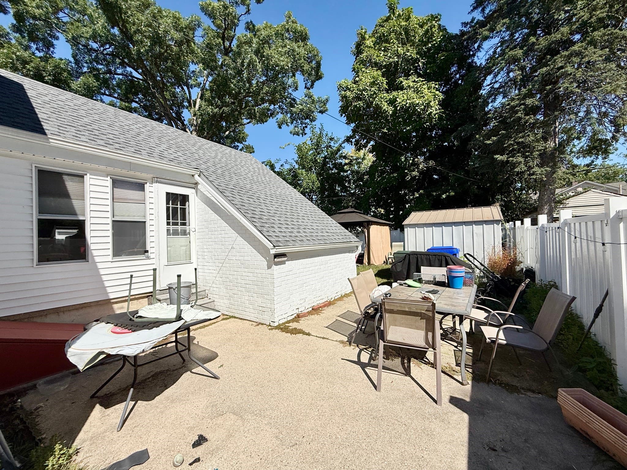 Single Family Residence at 35 Long Terrace, Springfield MA 01104, Springfield, photo 5 of 27