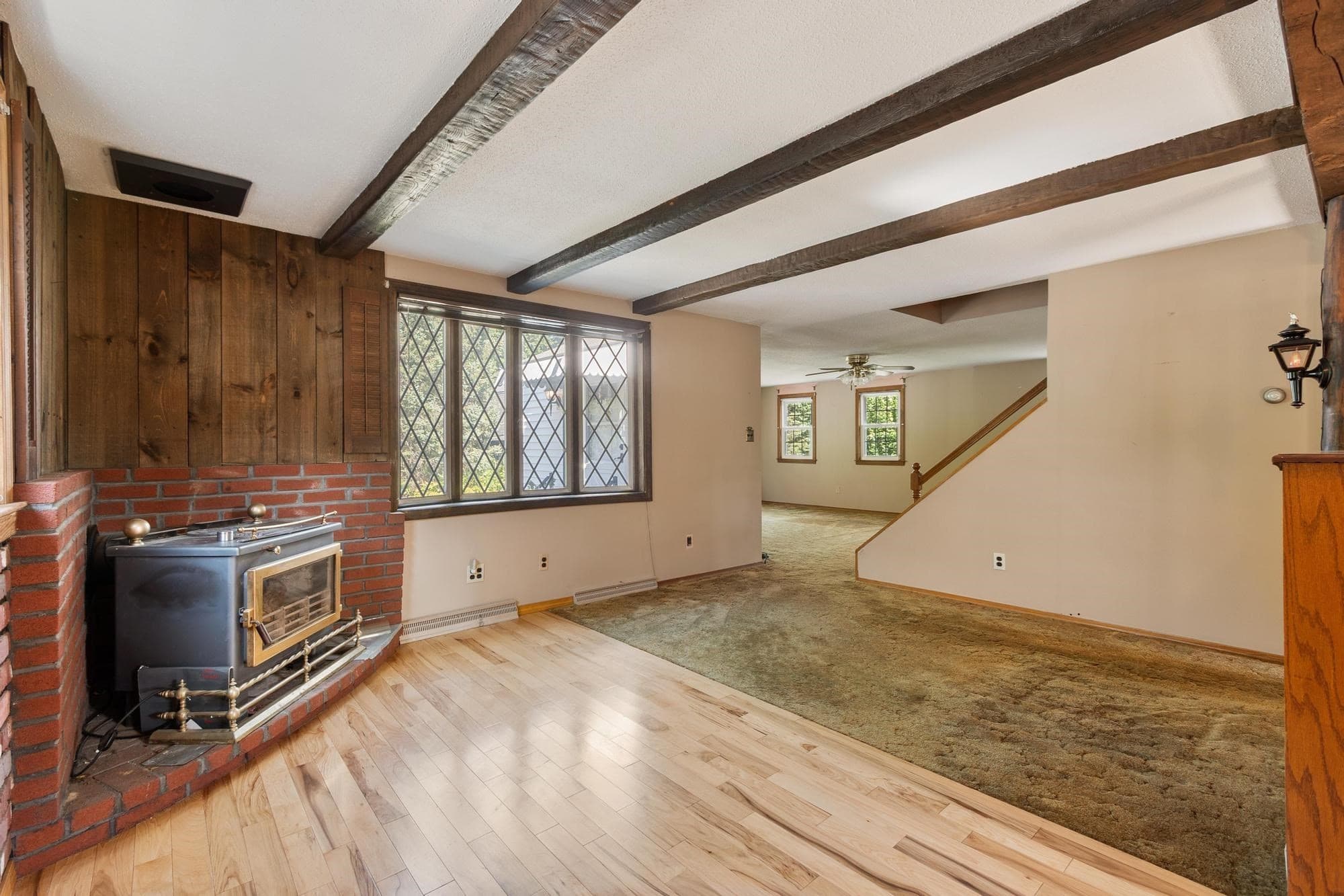 Single Family Residence at 82 Russell St, Haverhill MA 01830, Haverhill, photo 16 of 32