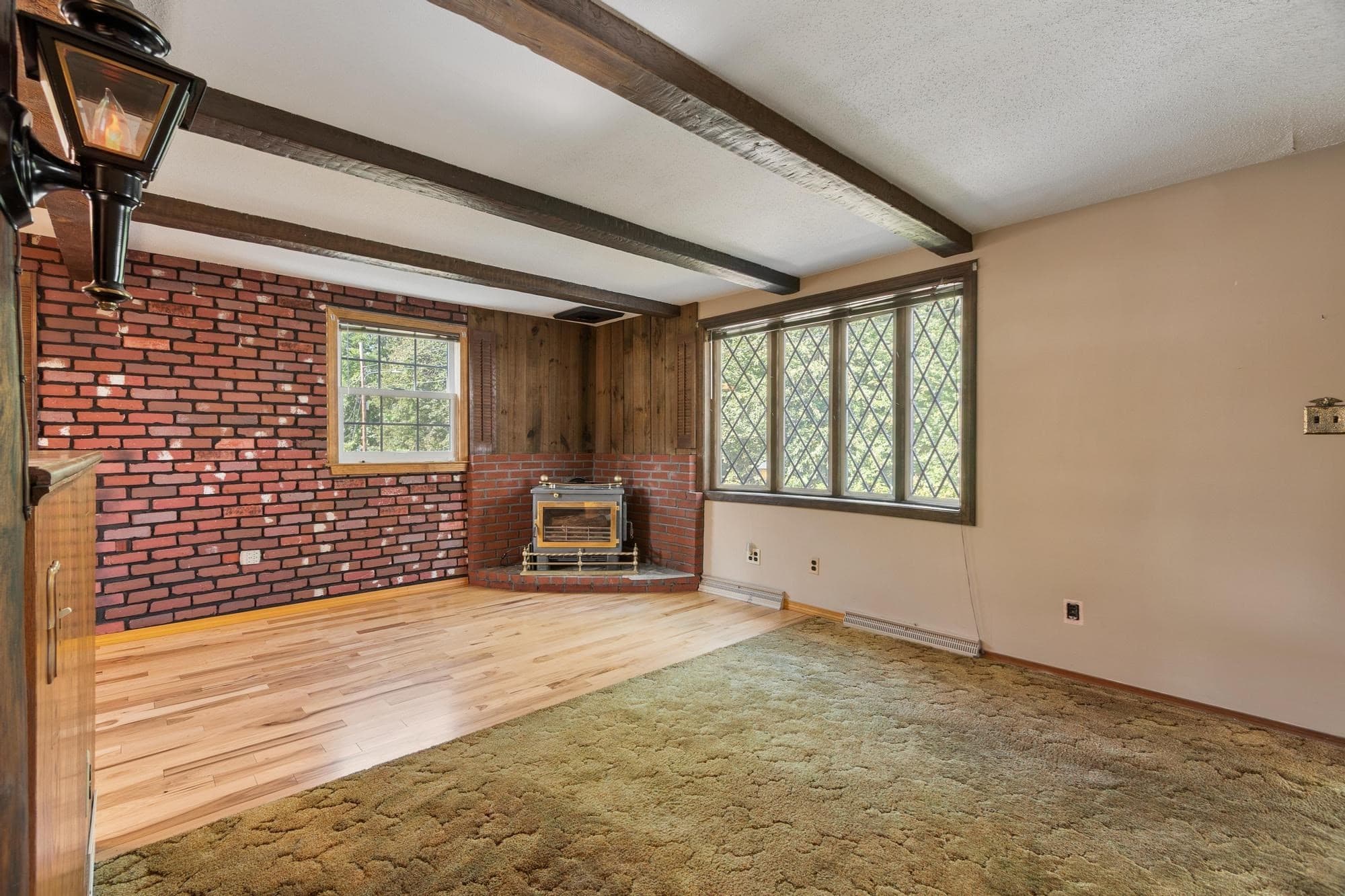 Single Family Residence at 82 Russell St, Haverhill MA 01830, Haverhill, photo 15 of 32