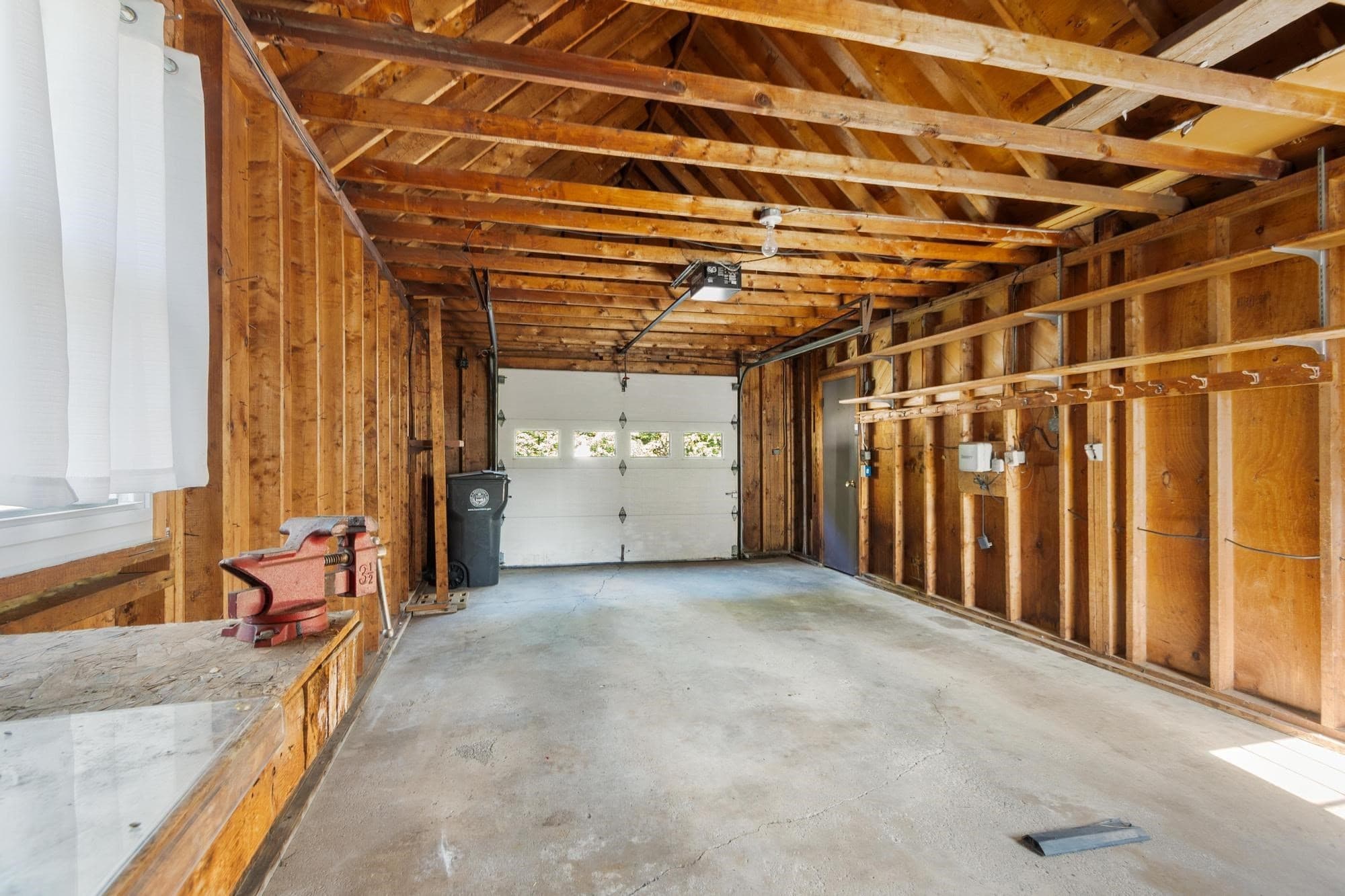 Single Family Residence at 82 Russell St, Haverhill MA 01830, Haverhill, photo 31 of 32