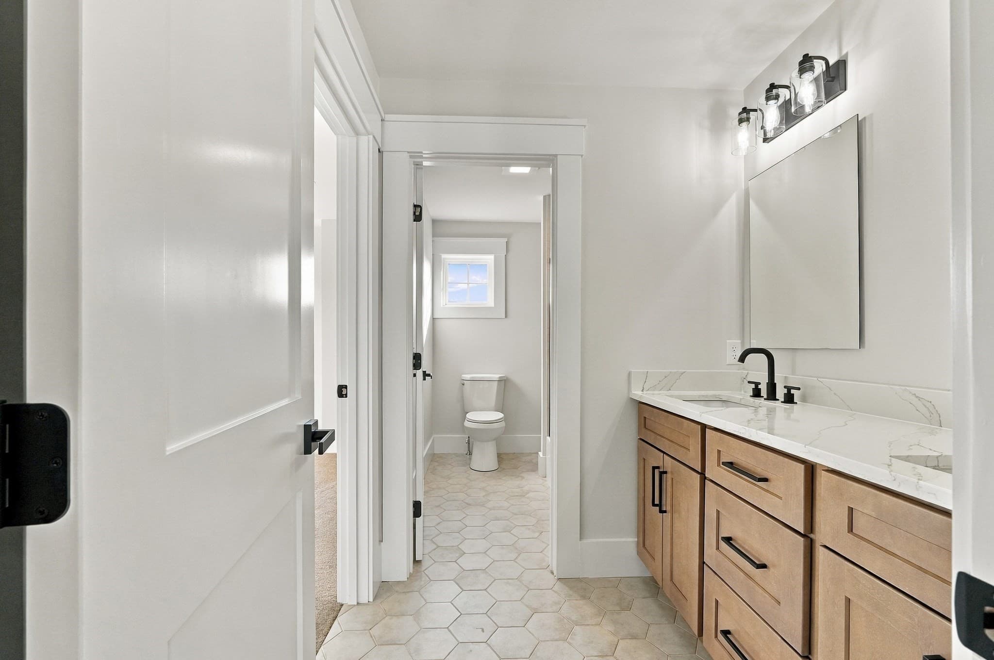Single Family Residence at 7 Ursula's Way, Seekonk MA 02771, Seekonk, photo 23 of 42