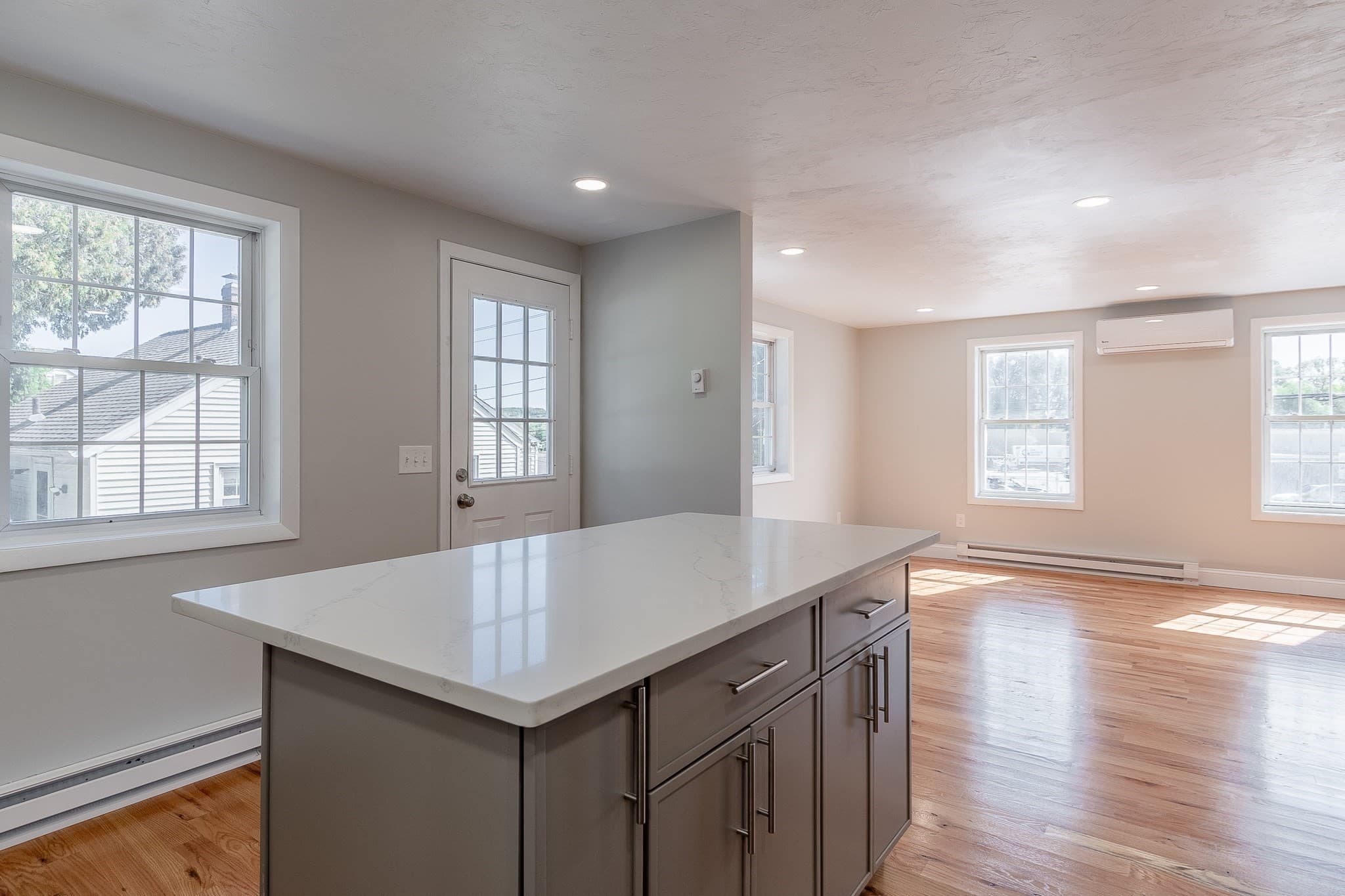 Single Family Residence at 28B Boylston Street, Worcester MA 01605, Worcester, photo 7 of 27