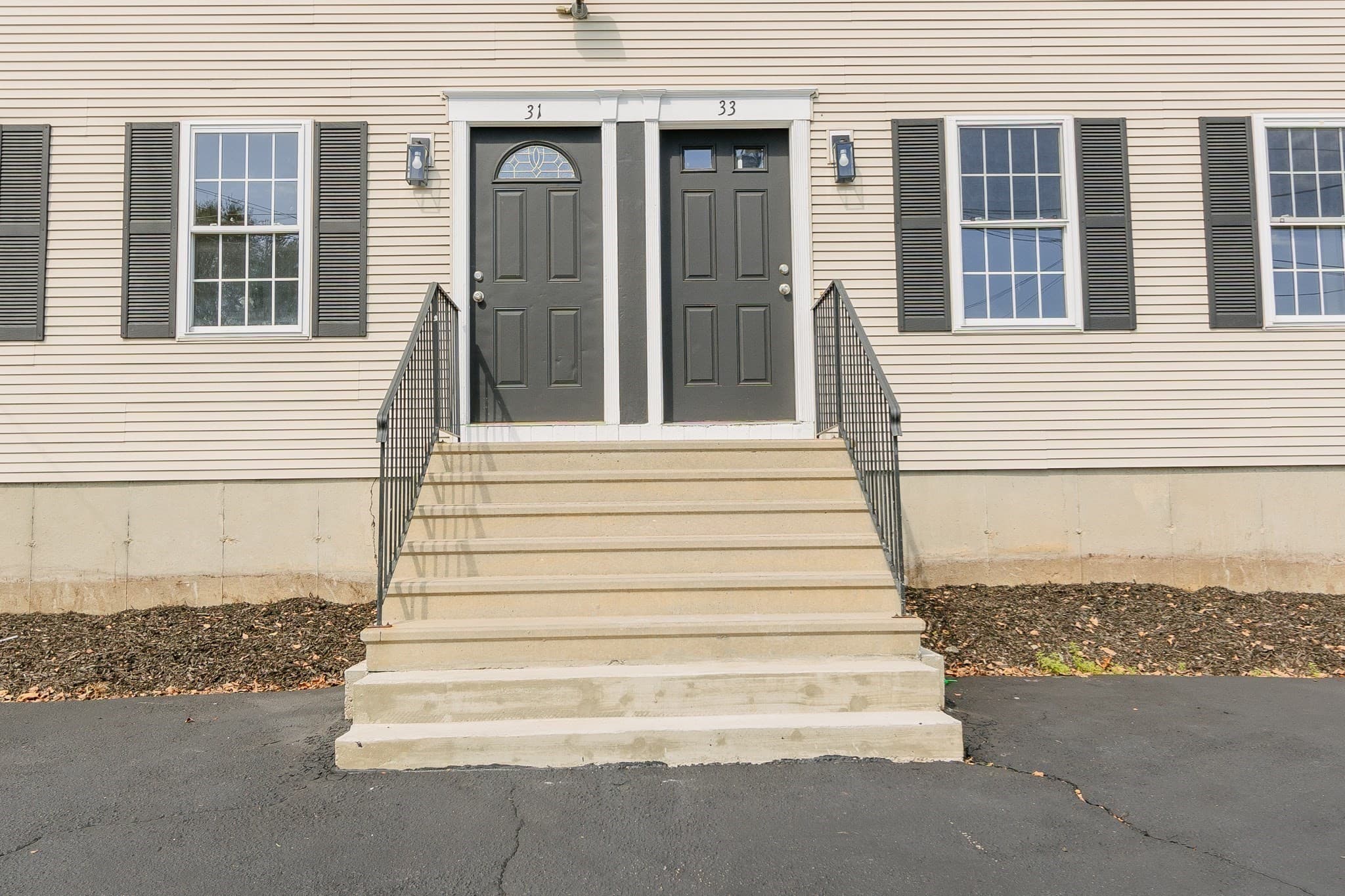 Single Family Residence at 32A Boylston Street, Worcester MA 01605, photo 3 of 26