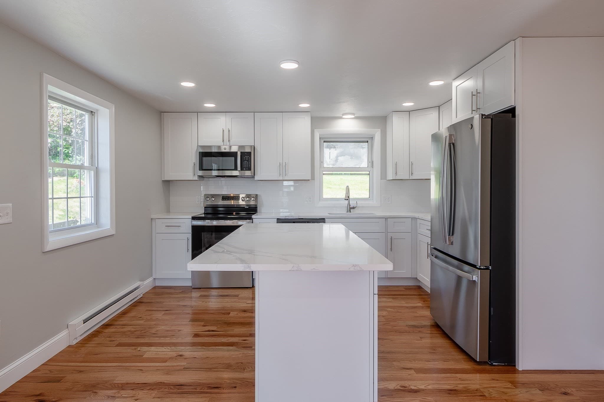 Single Family Residence at 32A Boylston Street, Worcester MA 01605, photo 8 of 26