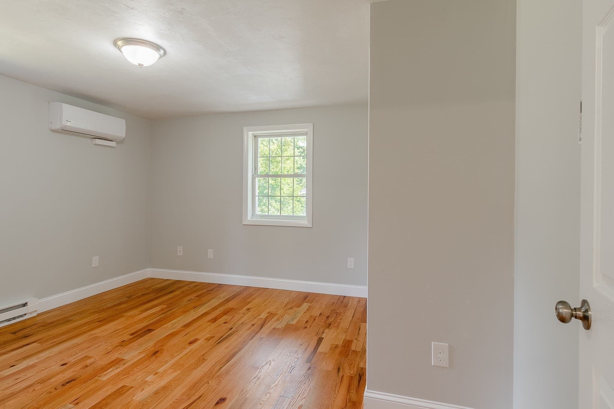 Single Family Residence at 32B Boylston Street, Worcester MA 01605, Worcester, photo 16 of 25