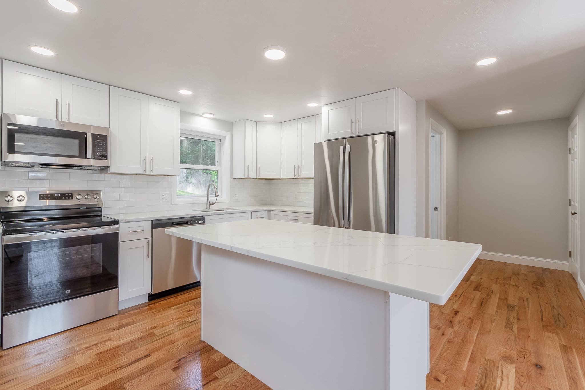 Single Family Residence at 34A Boylston Street, Worcester MA 01605, Worcester, photo 10 of 26