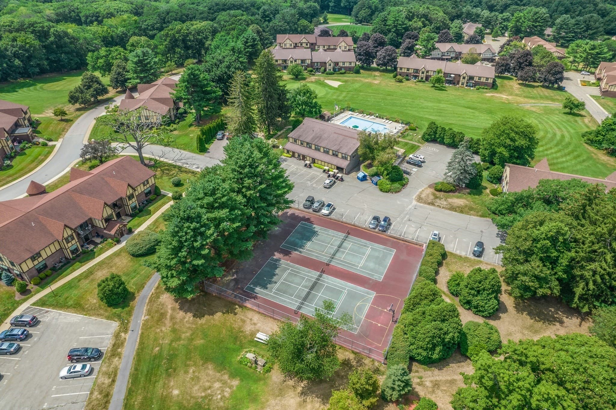 Condominium at 20 Rainbow Pond Drive # C2, Walpole MA 02081, Walpole, photo 5 of 40