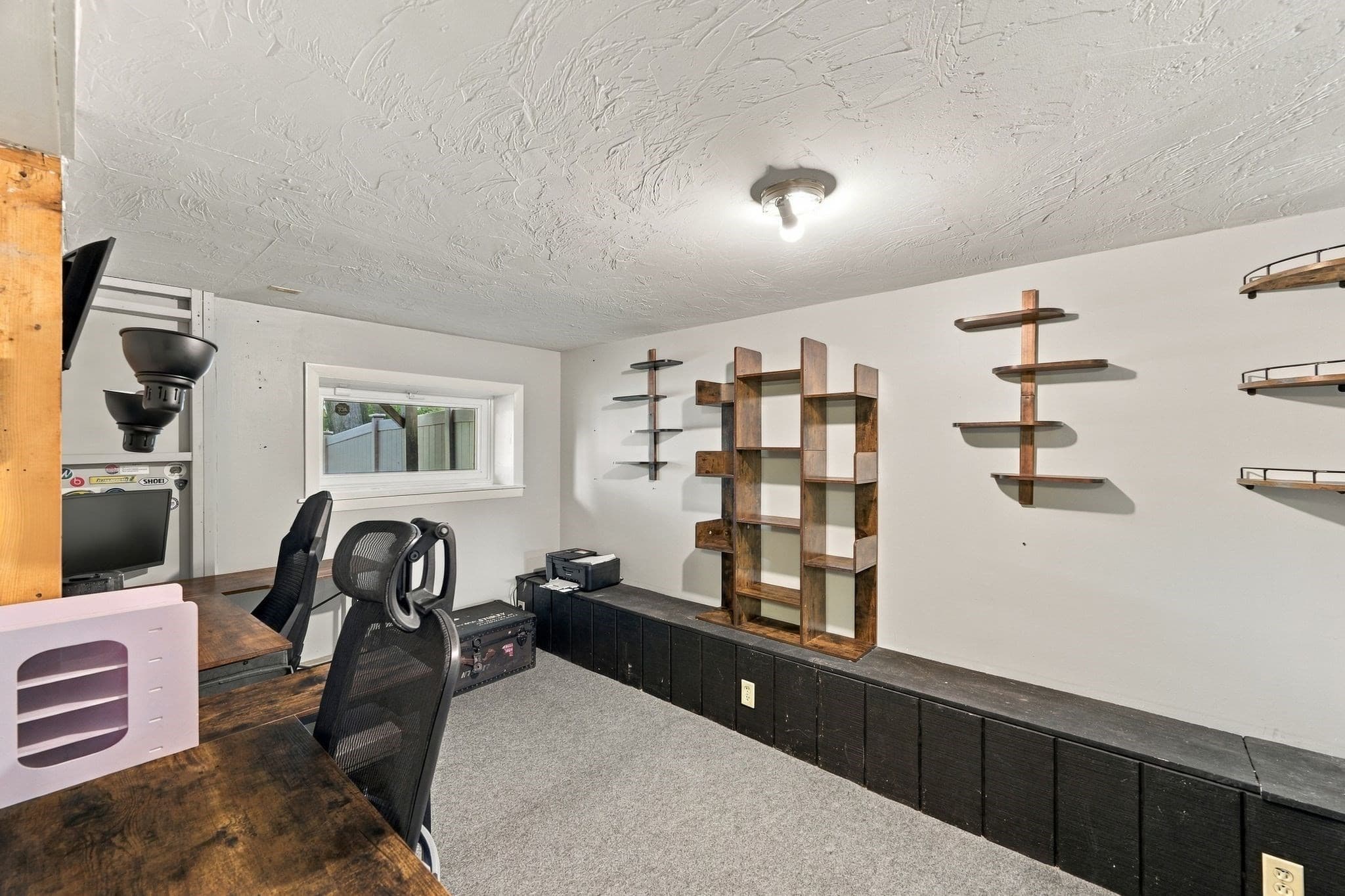 Single Family Residence at 39 Lakeview Dr, Leominster MA 01453, Leominster, photo 38 of 42