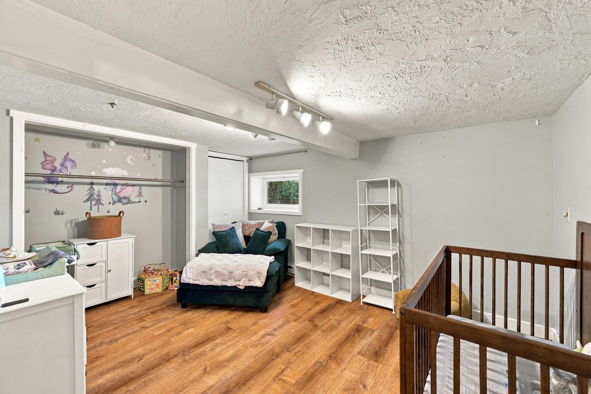 Single Family Residence at 39 Lakeview Dr, Leominster MA 01453, Leominster, photo 40 of 42
