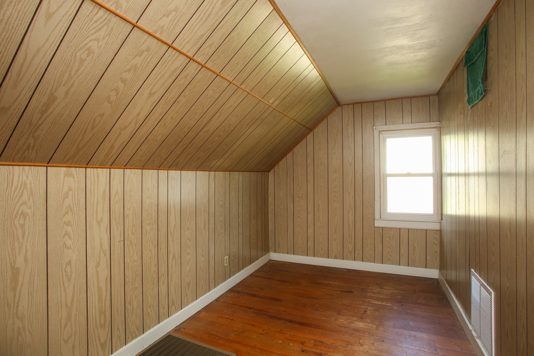 Single Family Residence at 421 Elm St, Pittsfield MA 01201, Pittsfield, photo 16 of 31