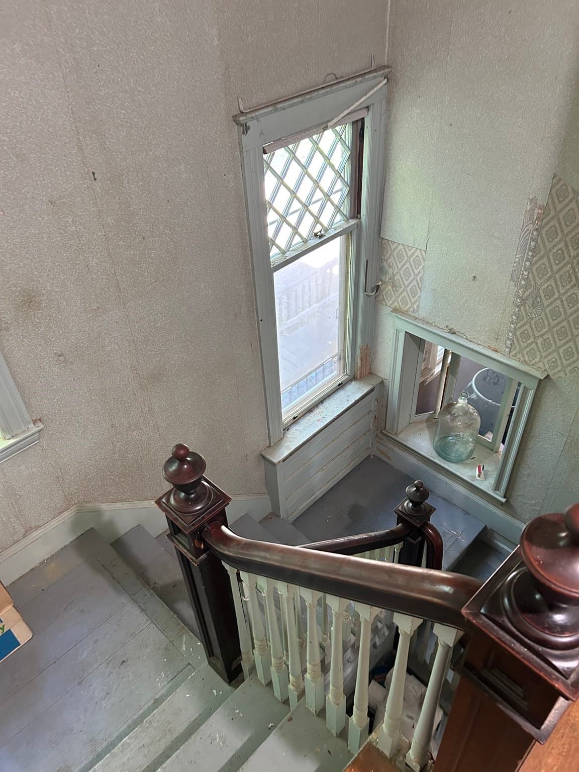 Single Family Residence at 180 Grove St, Haverhill MA 01832, Haverhill, photo 5 of 27