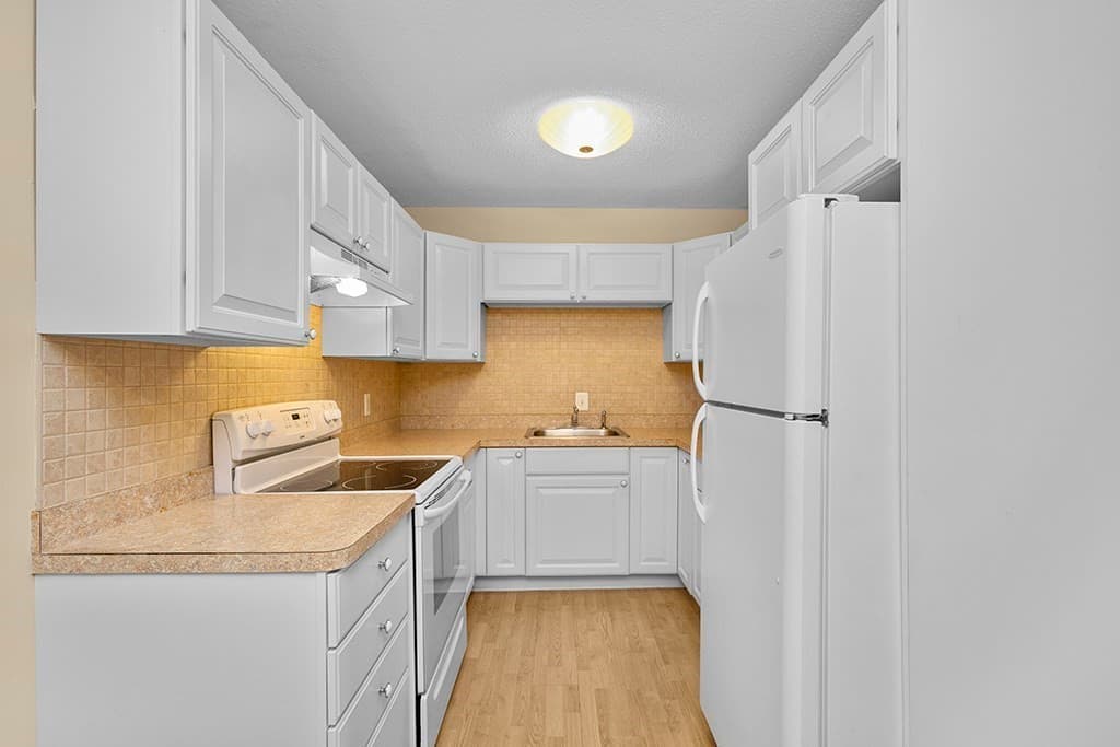 Condominium at 219 Rock St # G2, Norwood MA 02062, Norwood, photo 2 of 11