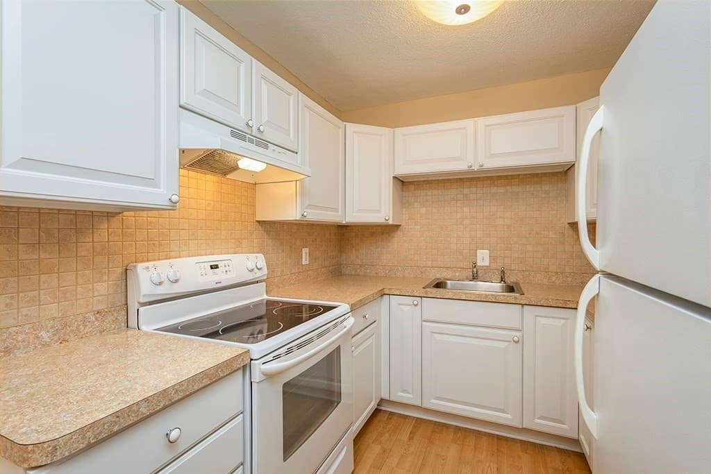 Condominium at 219 Rock St # G2, Norwood MA 02062, Norwood, photo 3 of 11