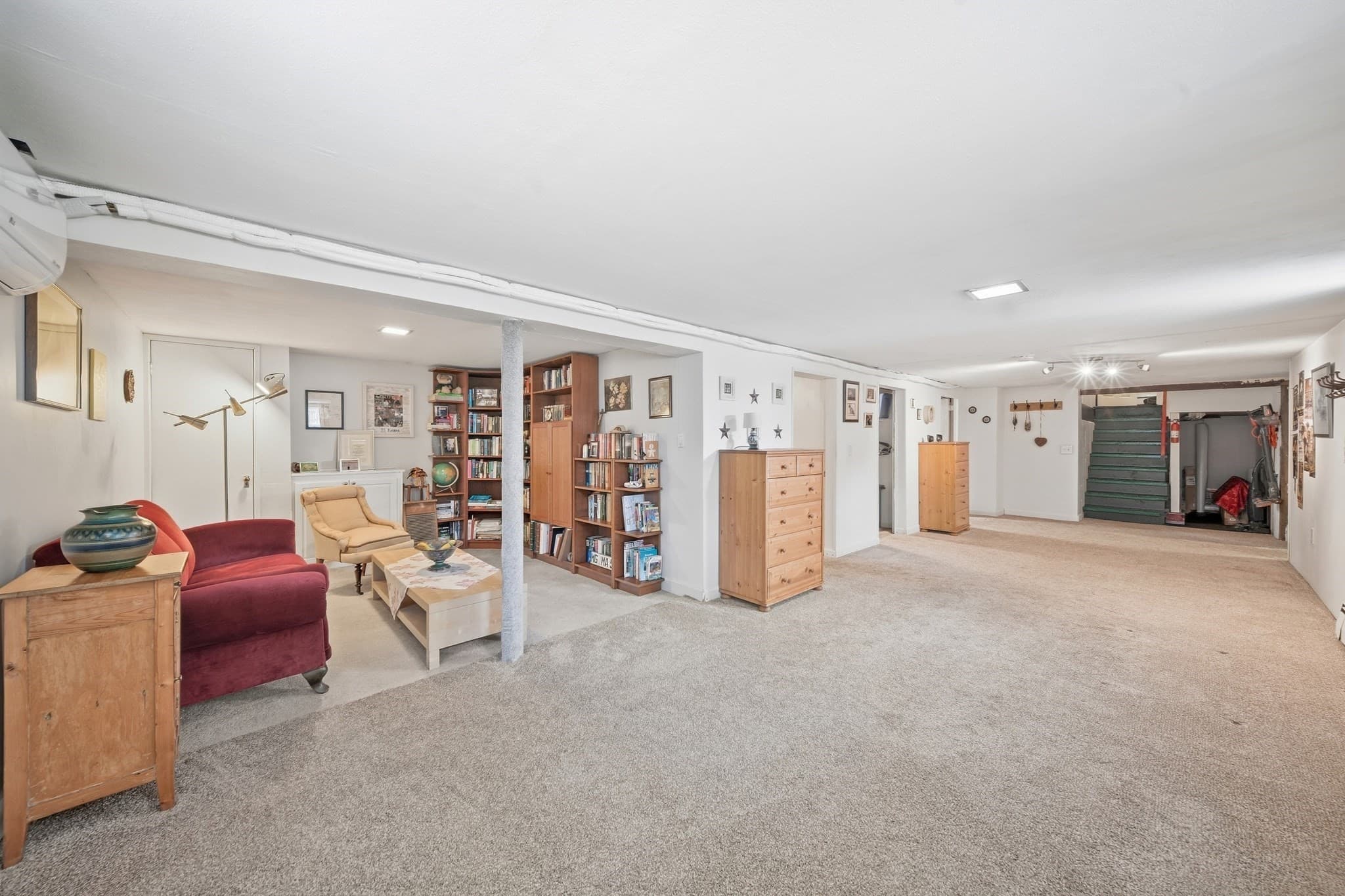 Single Family Residence at 8 Revere Rd, Tewksbury MA 01876, Tewksbury, photo 22 of 39