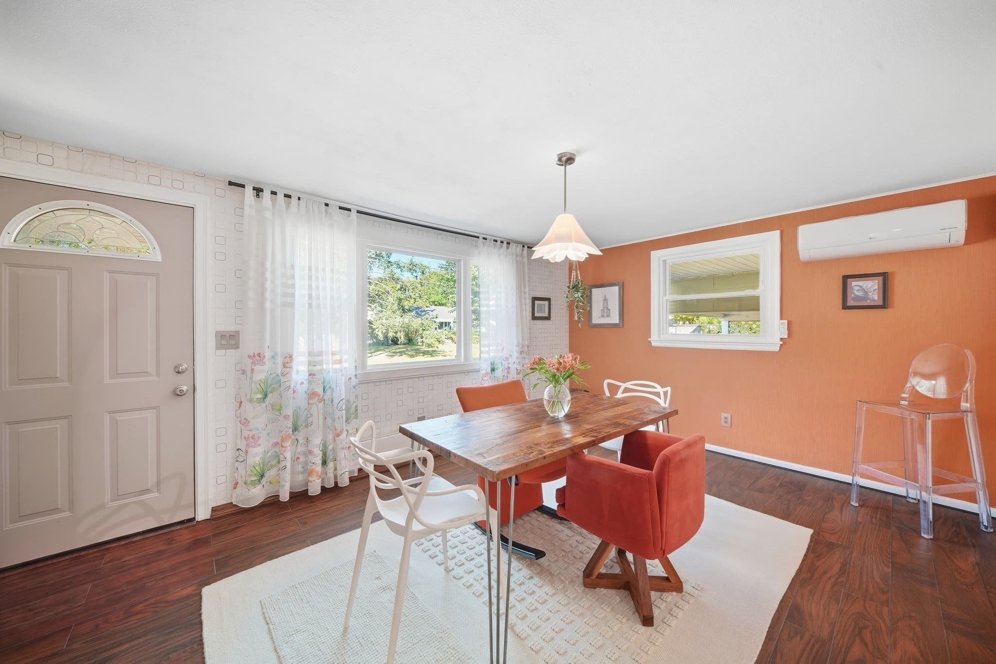 Single Family Residence at 8 Revere Rd, Tewksbury MA 01876, Tewksbury, photo 7 of 39