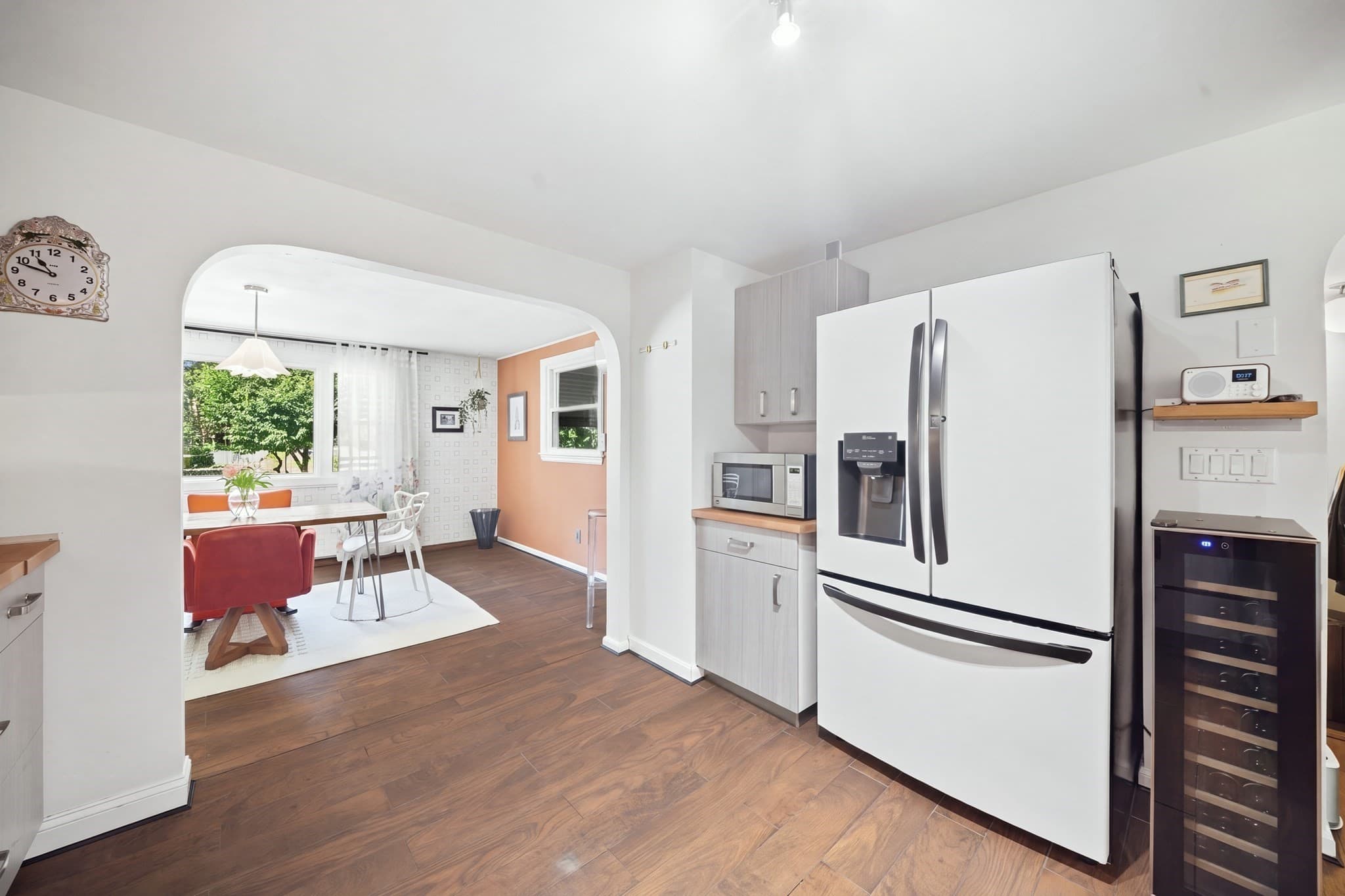 Single Family Residence at 8 Revere Rd, Tewksbury MA 01876, Tewksbury, photo 5 of 39