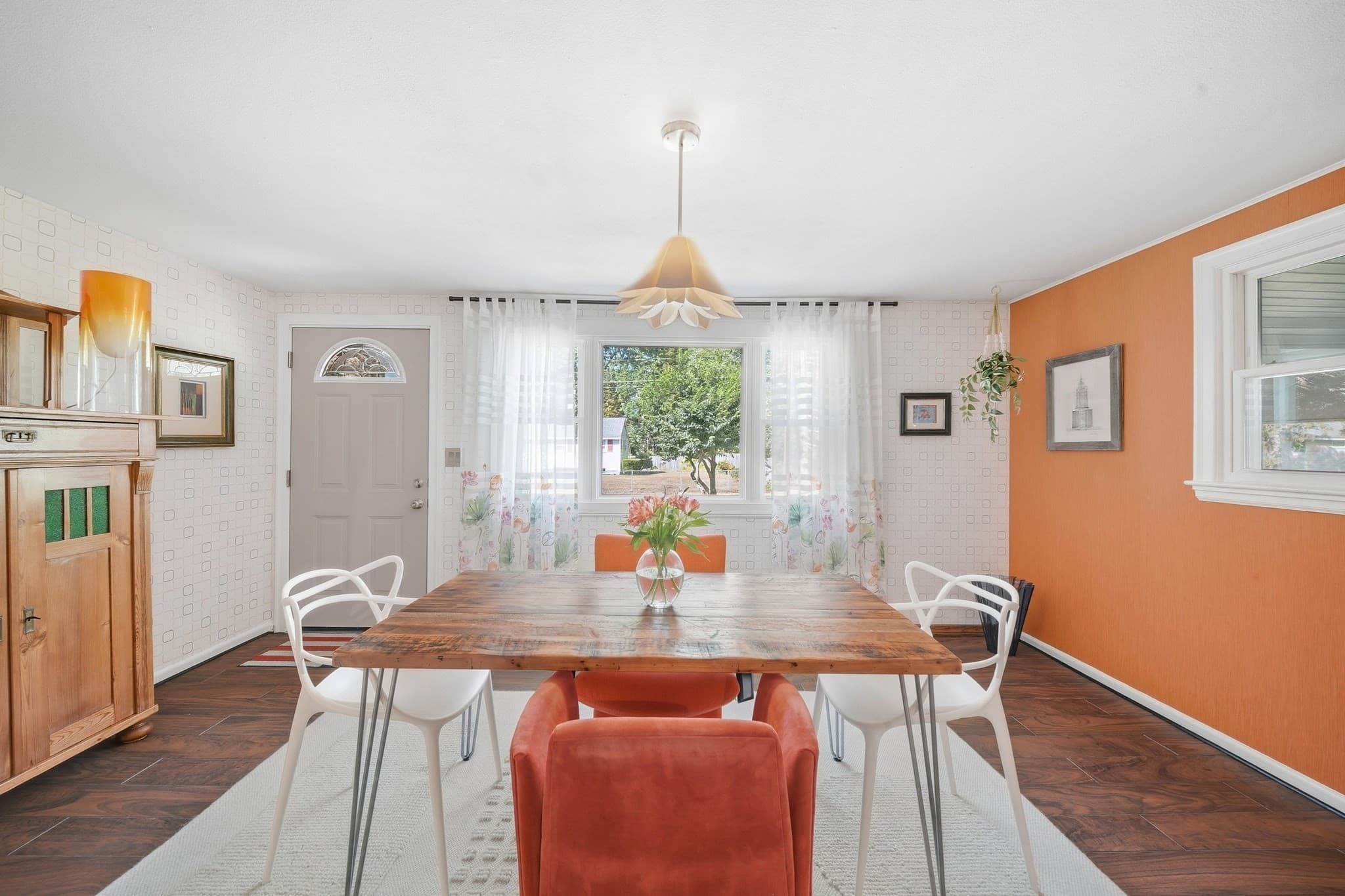 Single Family Residence at 8 Revere Rd, Tewksbury MA 01876, Tewksbury, photo 9 of 39