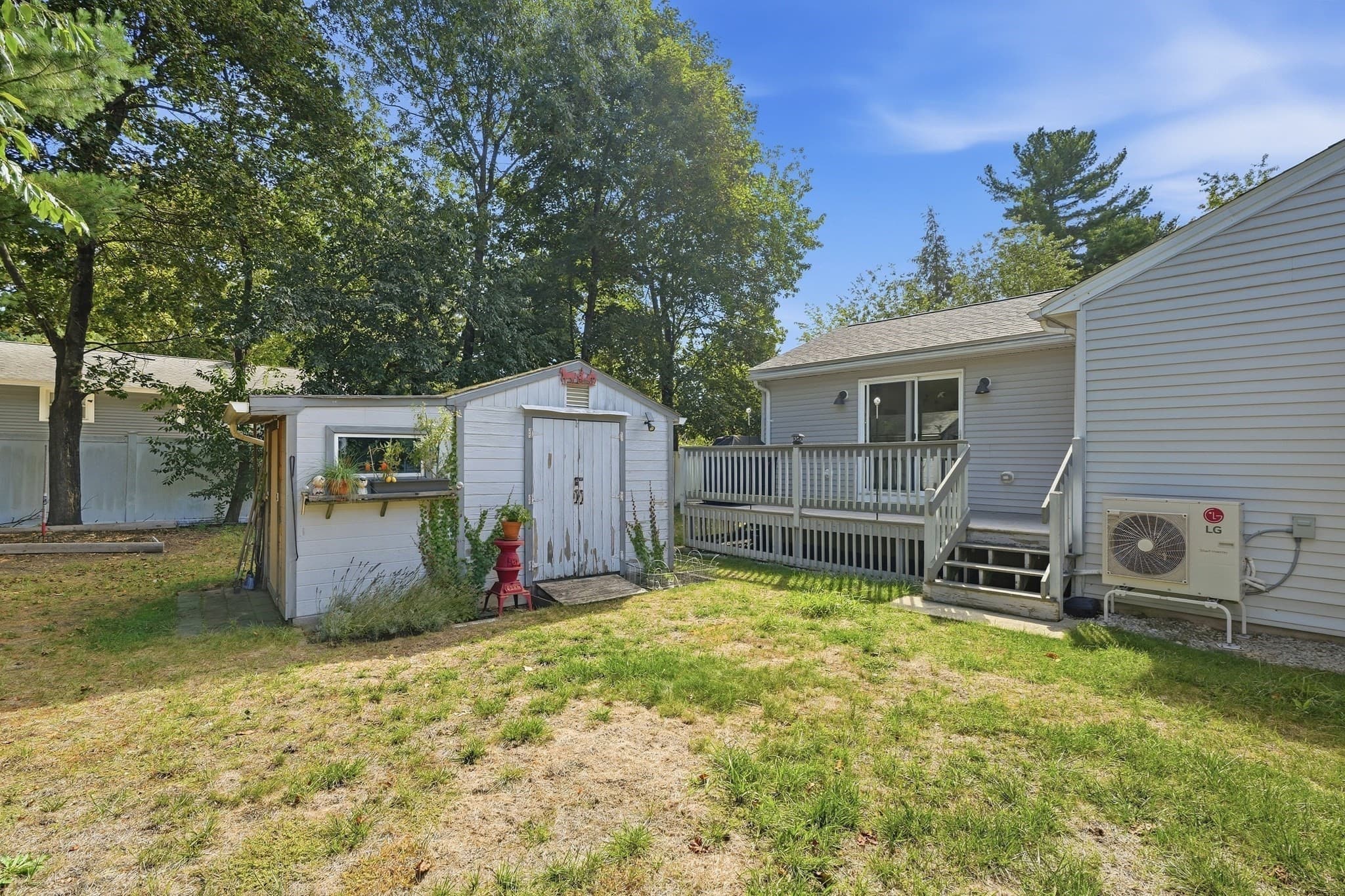 Single Family Residence at 8 Revere Rd, Tewksbury MA 01876, Tewksbury, photo 34 of 39