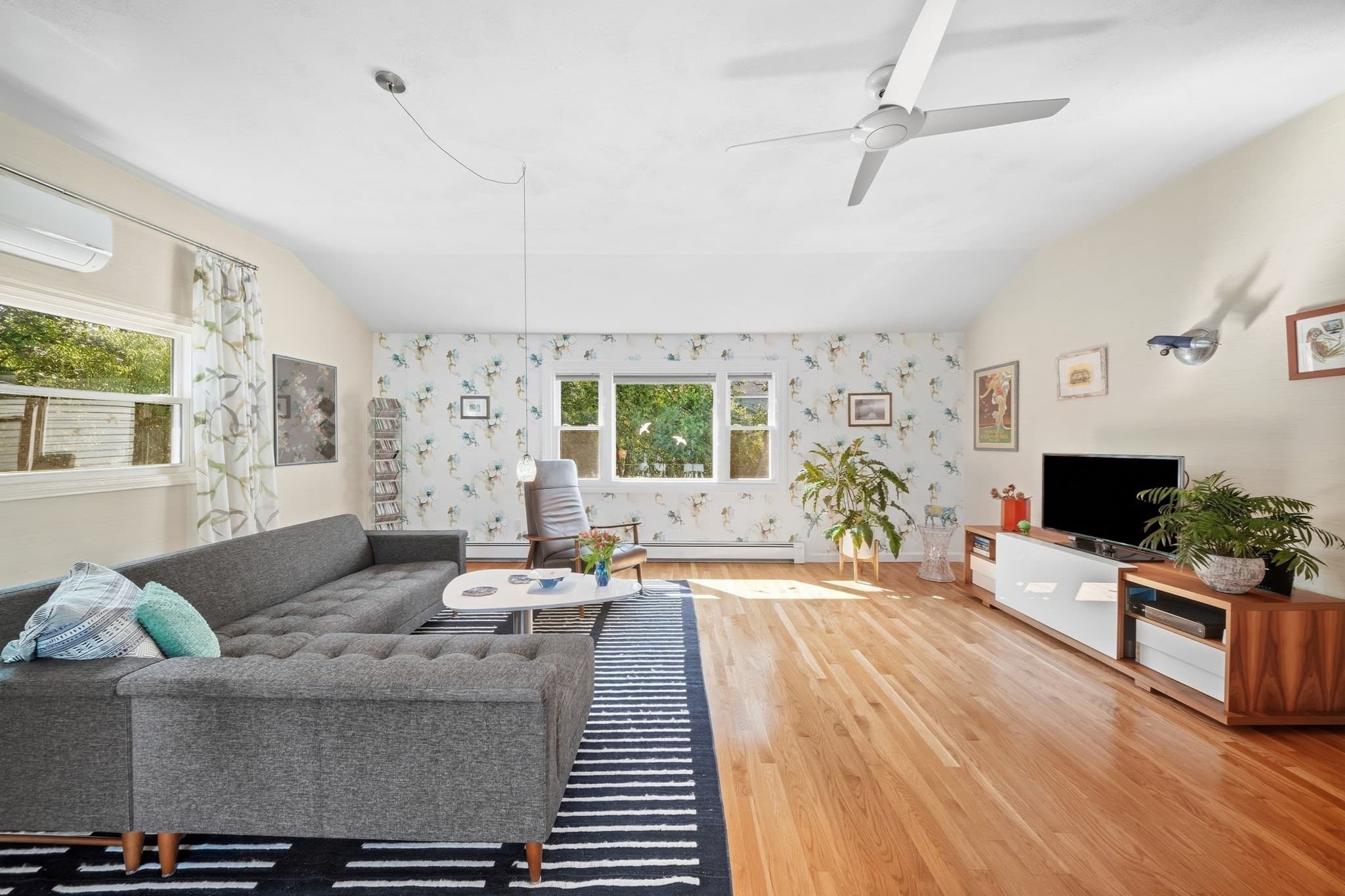 Single Family Residence at 8 Revere Rd, Tewksbury MA 01876, Tewksbury, photo 15 of 39