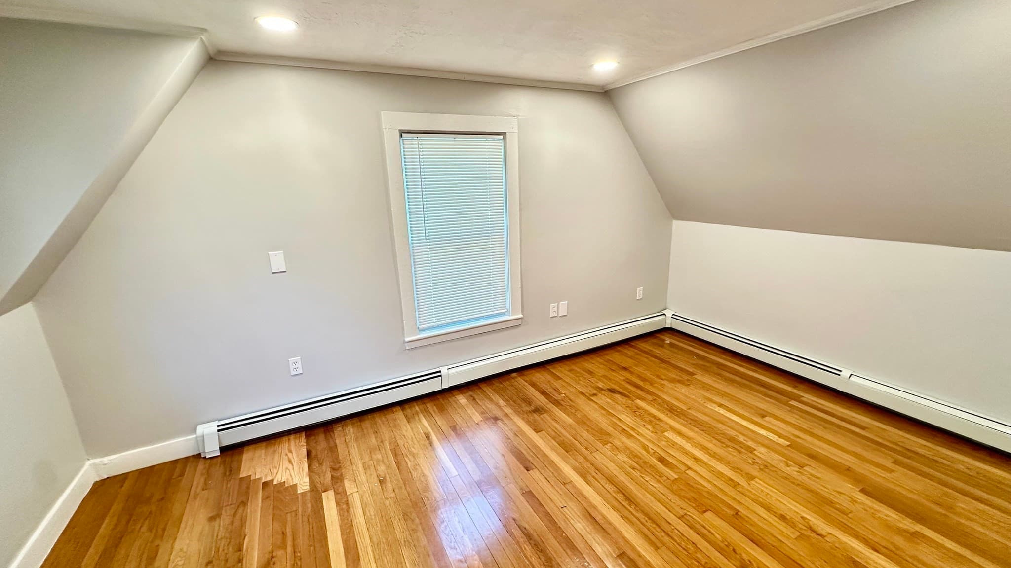 Single Family Residence at 12 Madison St, Taunton MA 02780, Taunton, photo 5 of 9