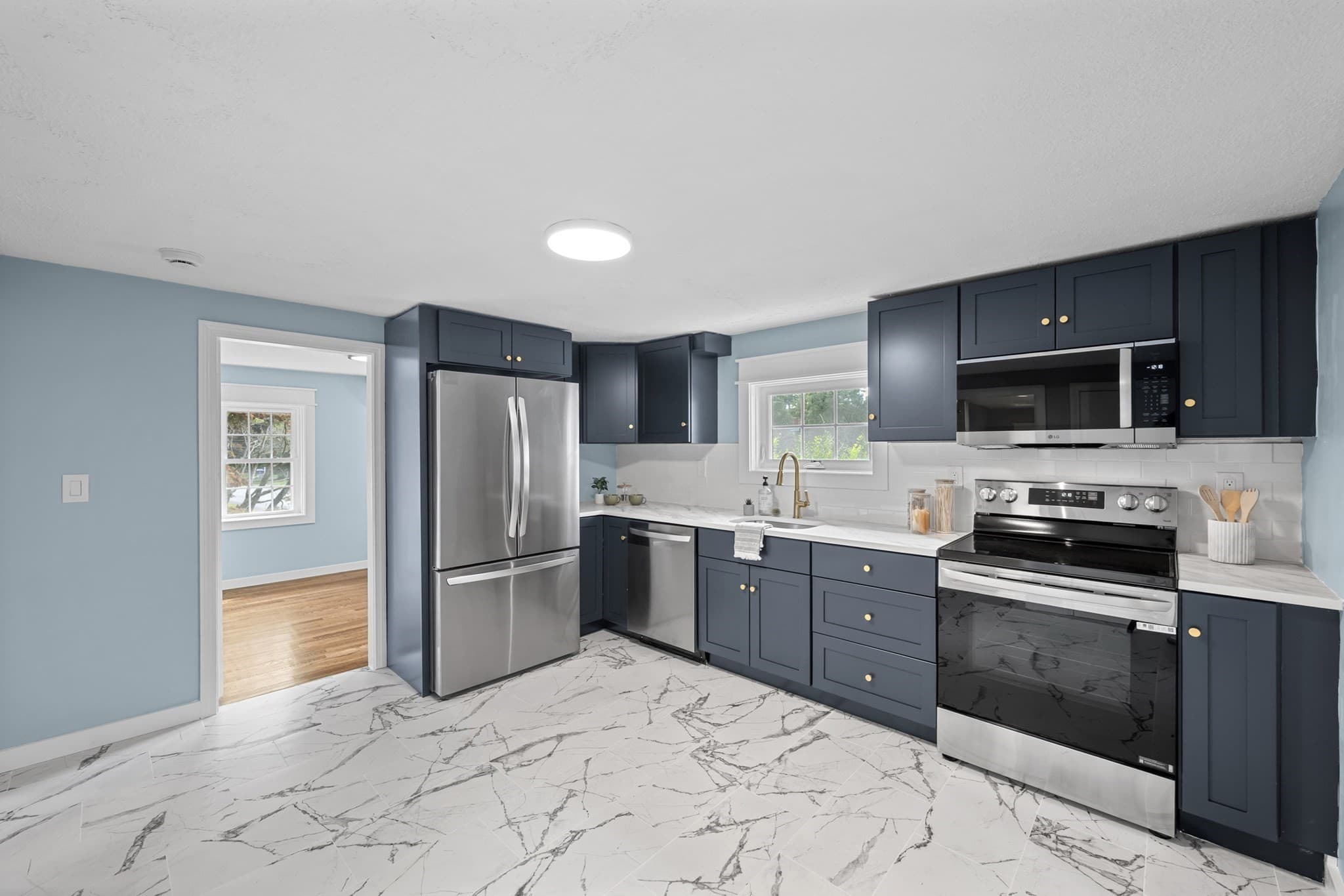 Single Family Residence at 217 W Main Street, Northborough MA 01532, Northborough, photo 7 of 42