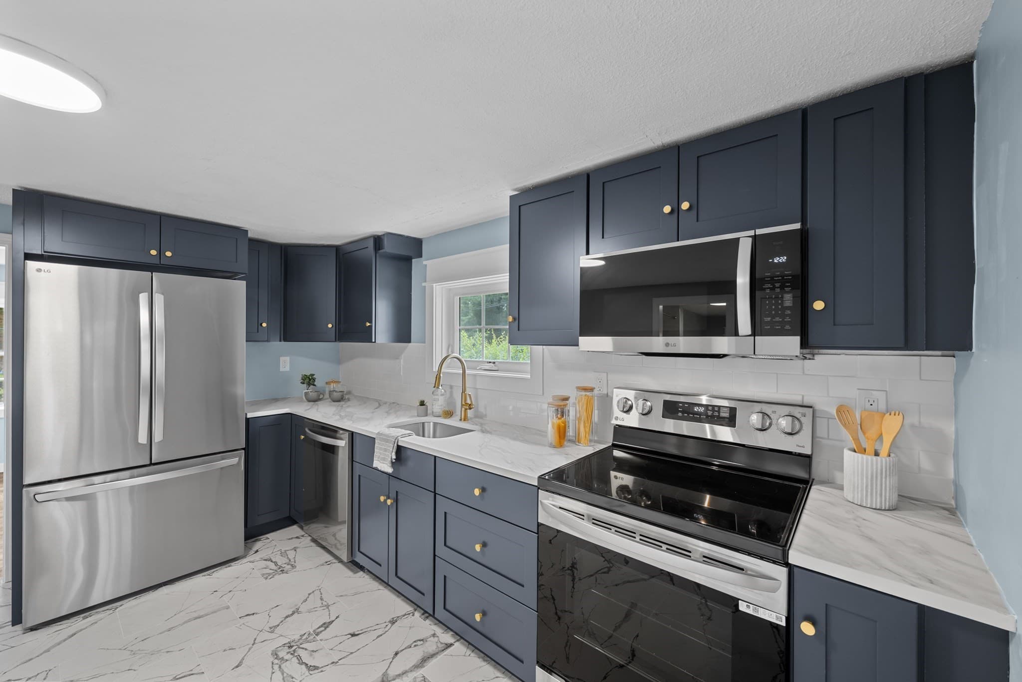 Single Family Residence at 217 W Main Street, Northborough MA 01532, Northborough, photo 11 of 42
