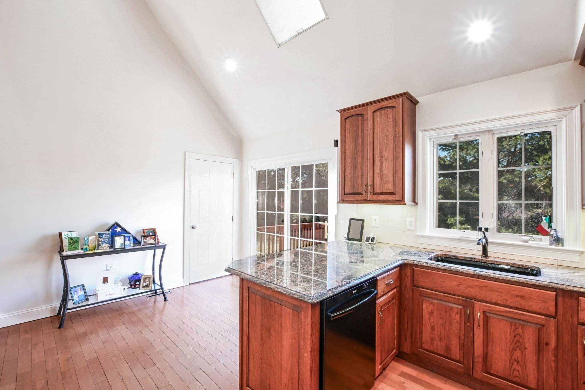Condominium at 62 Papermill Rd # 62, Wareham MA 02576, Wareham, photo 8 of 37