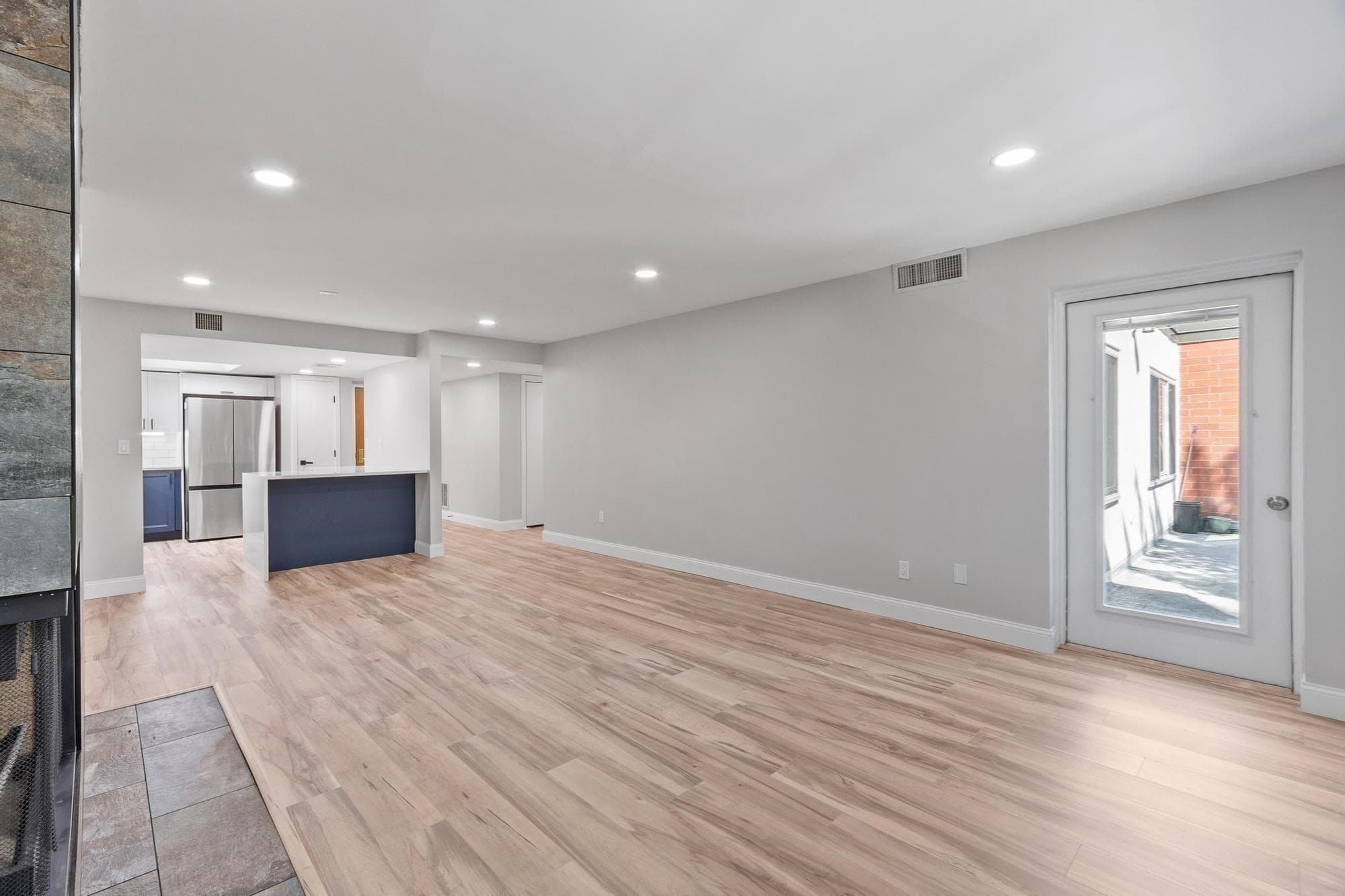Condominium at 487 Place Ln # 487, Woburn MA 01801, photo 8 of 27