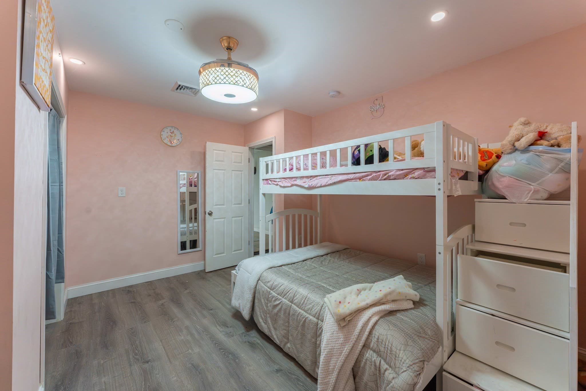Single Family Residence at 769 New Plainville Rd, New Bedford MA 02745, photo 27 of 39