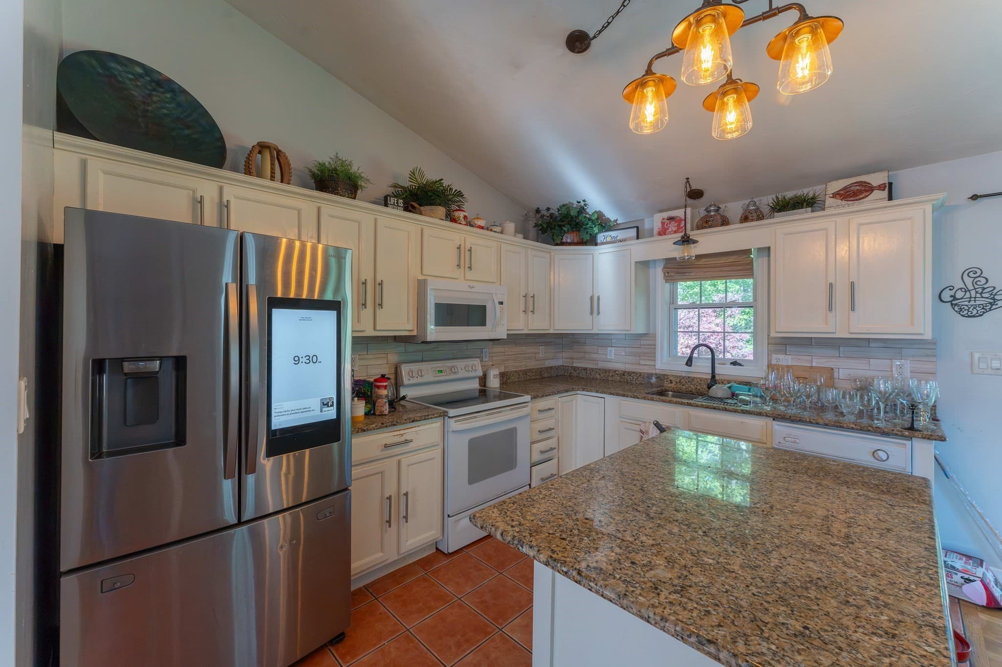 Single Family Residence at 769 New Plainville Rd, New Bedford MA 02745, photo 33 of 39