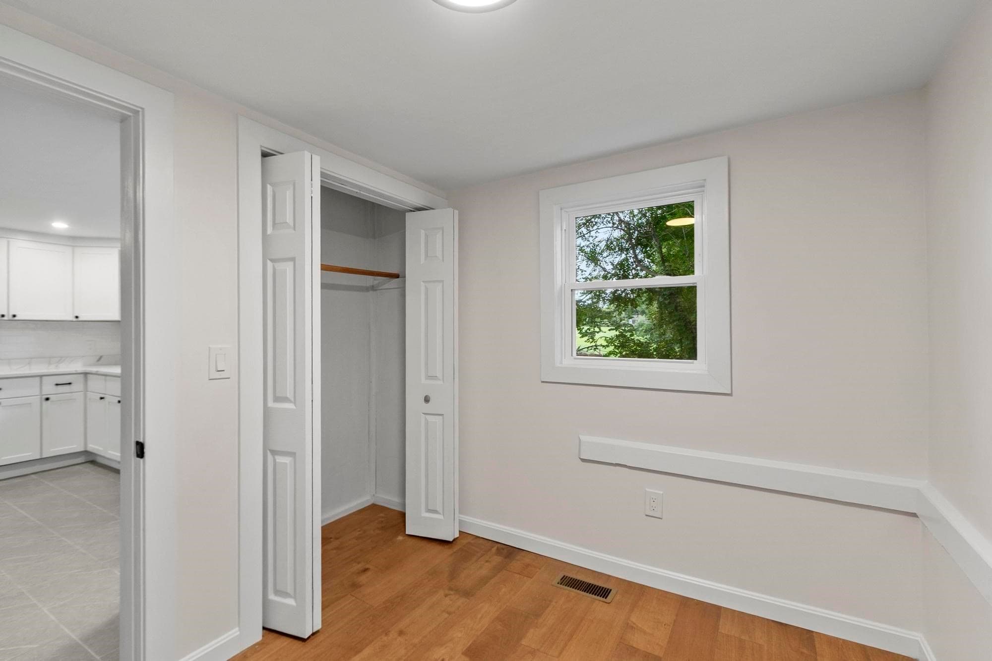 Single Family Residence at 186 Pleasant St, Lunenburg MA 01462, Lunenburg, photo 25 of 27