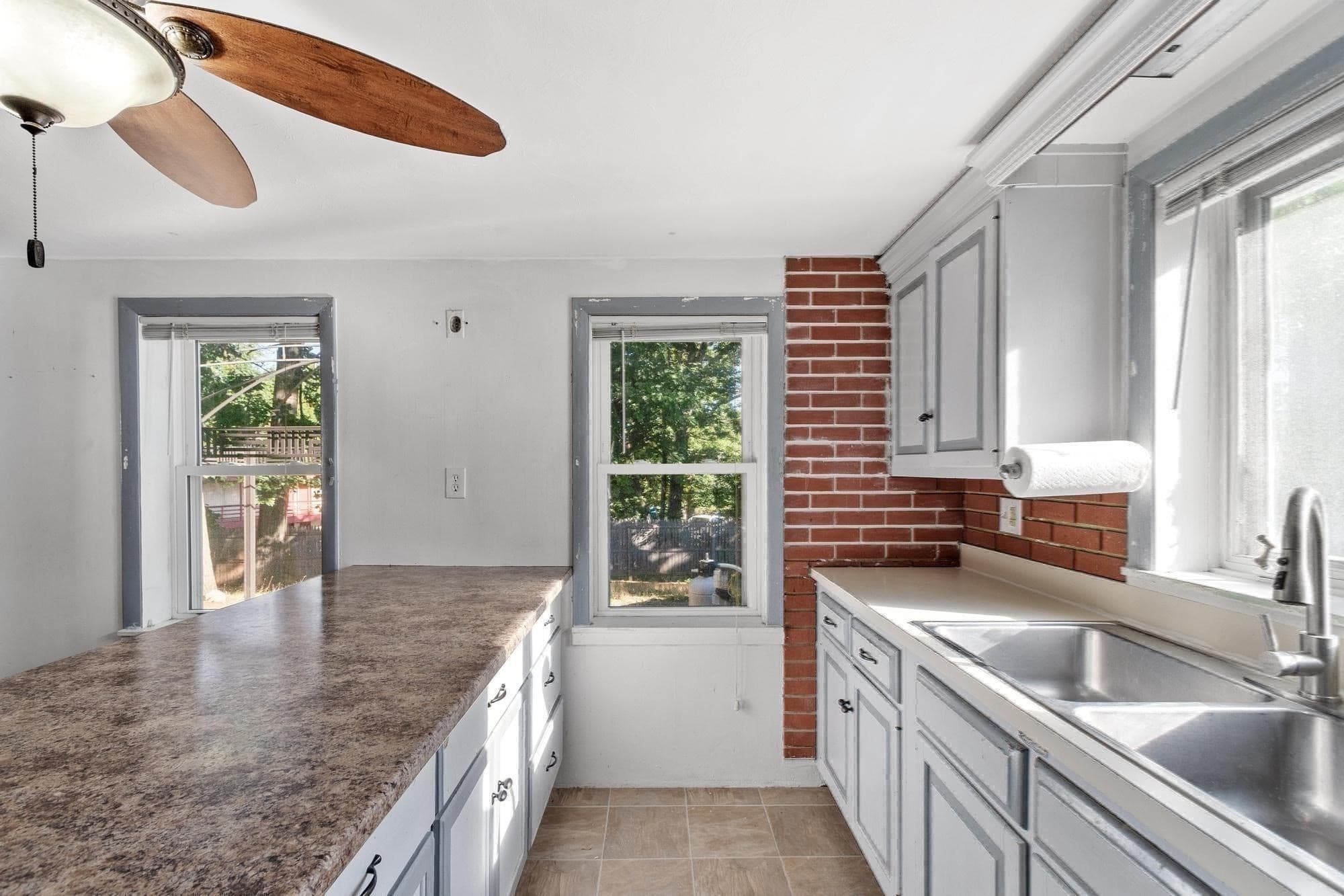 Single Family Residence at 368 Litchfield St, Leominster MA 01453, Leominster, photo 27 of 40