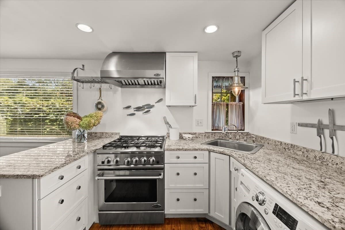 Single Family Residence at 21 Harborview, Falmouth MA 02536, Falmouth, photo 12 of 27