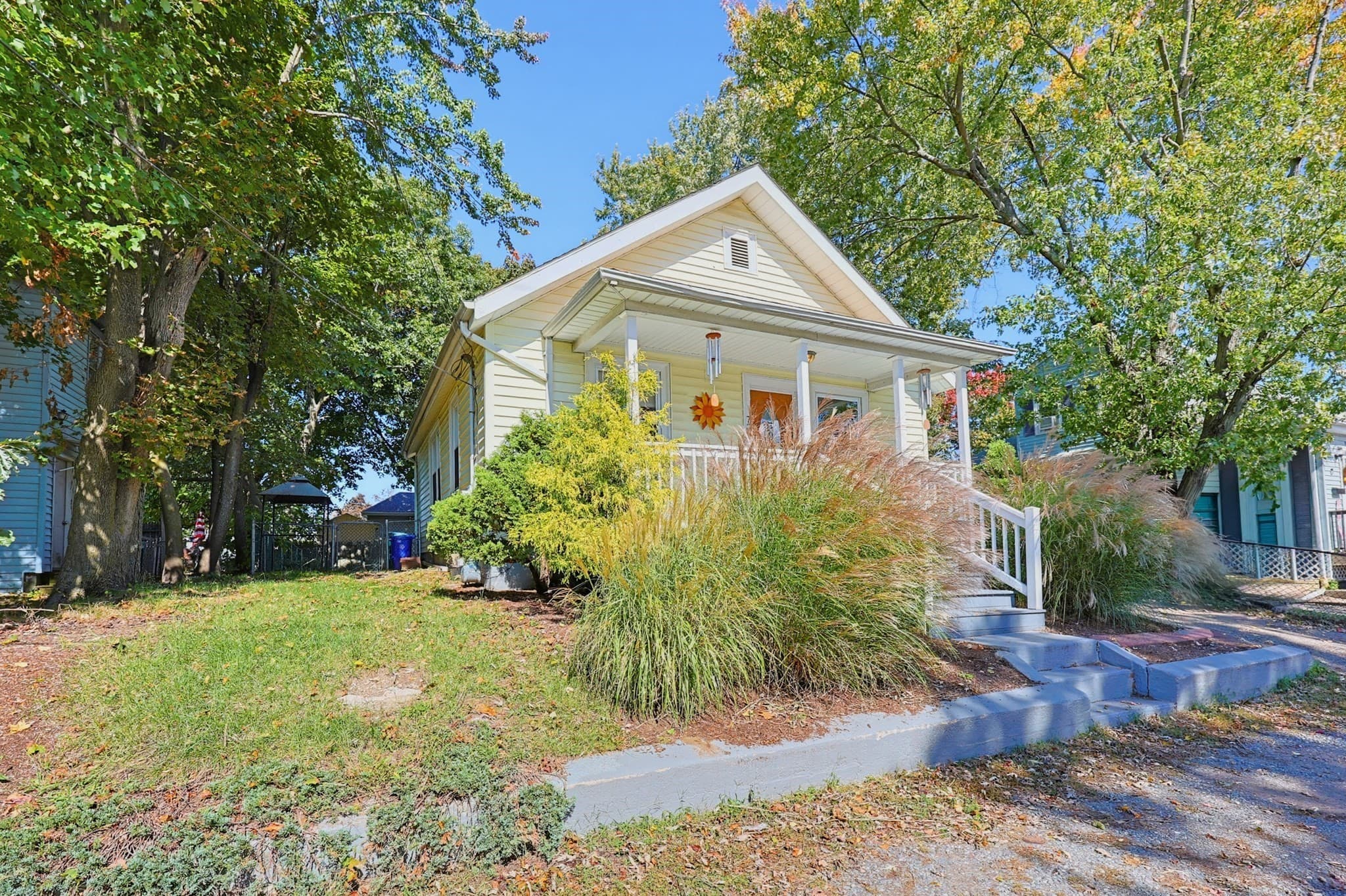 Single Family Residence at 73 Turner St, Attleboro MA 02703, Attleboro, photo 2 of 28