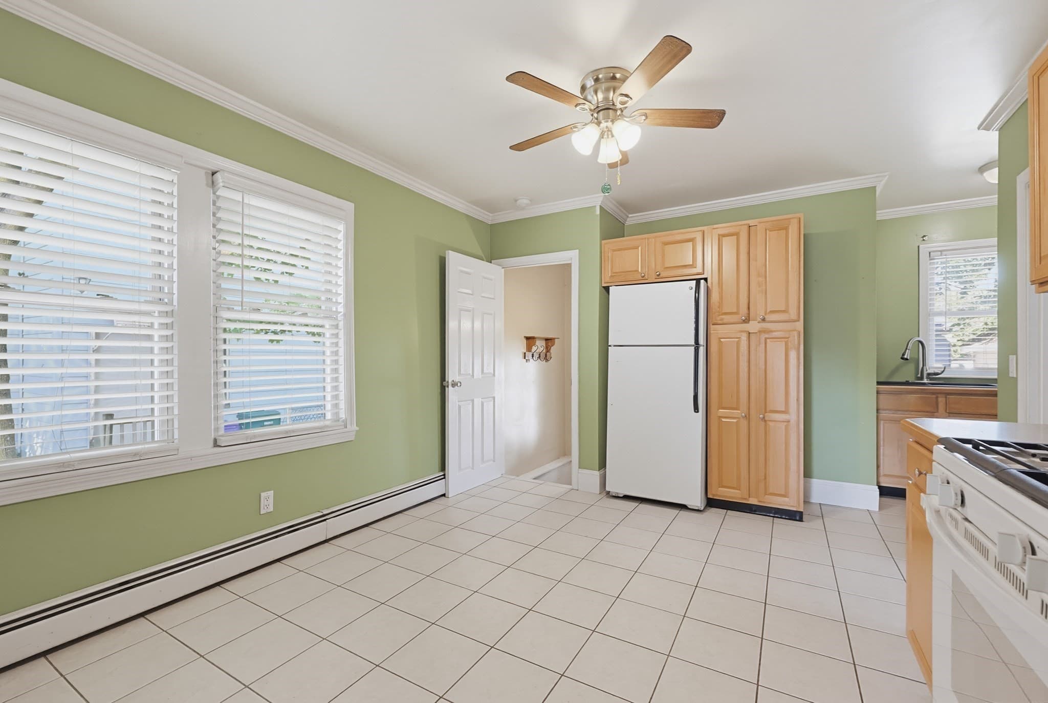 Single Family Residence at 73 Turner St, Attleboro MA 02703, Attleboro, photo 7 of 28